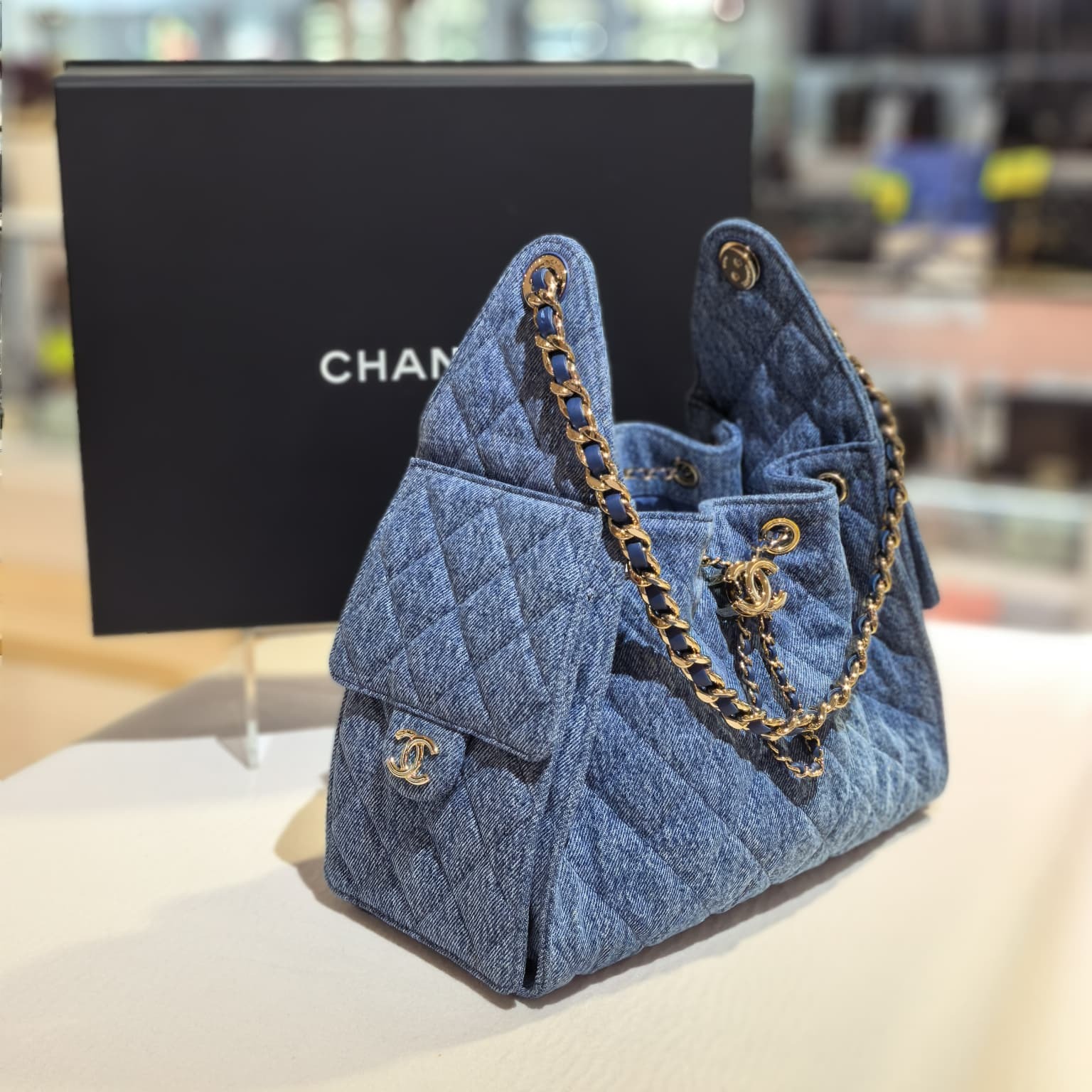 全新CHANEL 25 BAG SMALL AS5293 26A 洗水藍牛仔布金扣 #小號 #BRAND NEW #香榭站正品