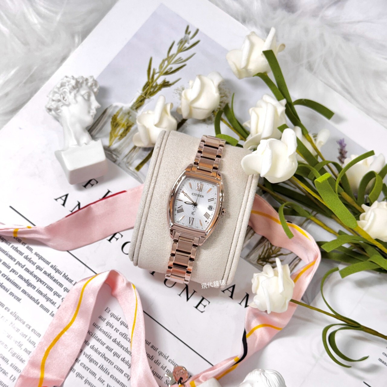 【CITIZEN 星辰】優雅酒桶型光動能電波女錶ES9395-53A 26mm 現代鐘錶