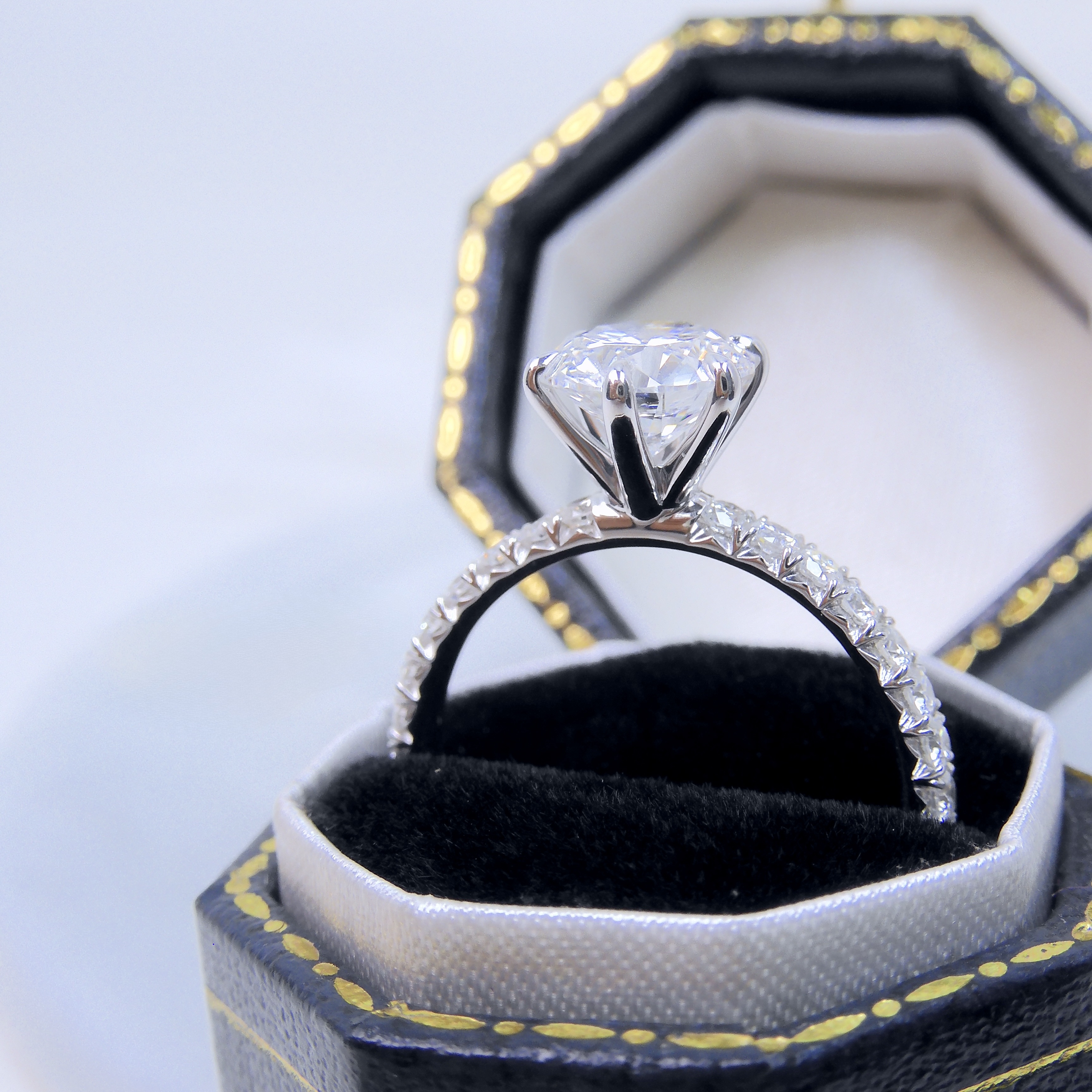 Bespoke 18K Gold 1.2ct Diamond Ring (With Certificate)