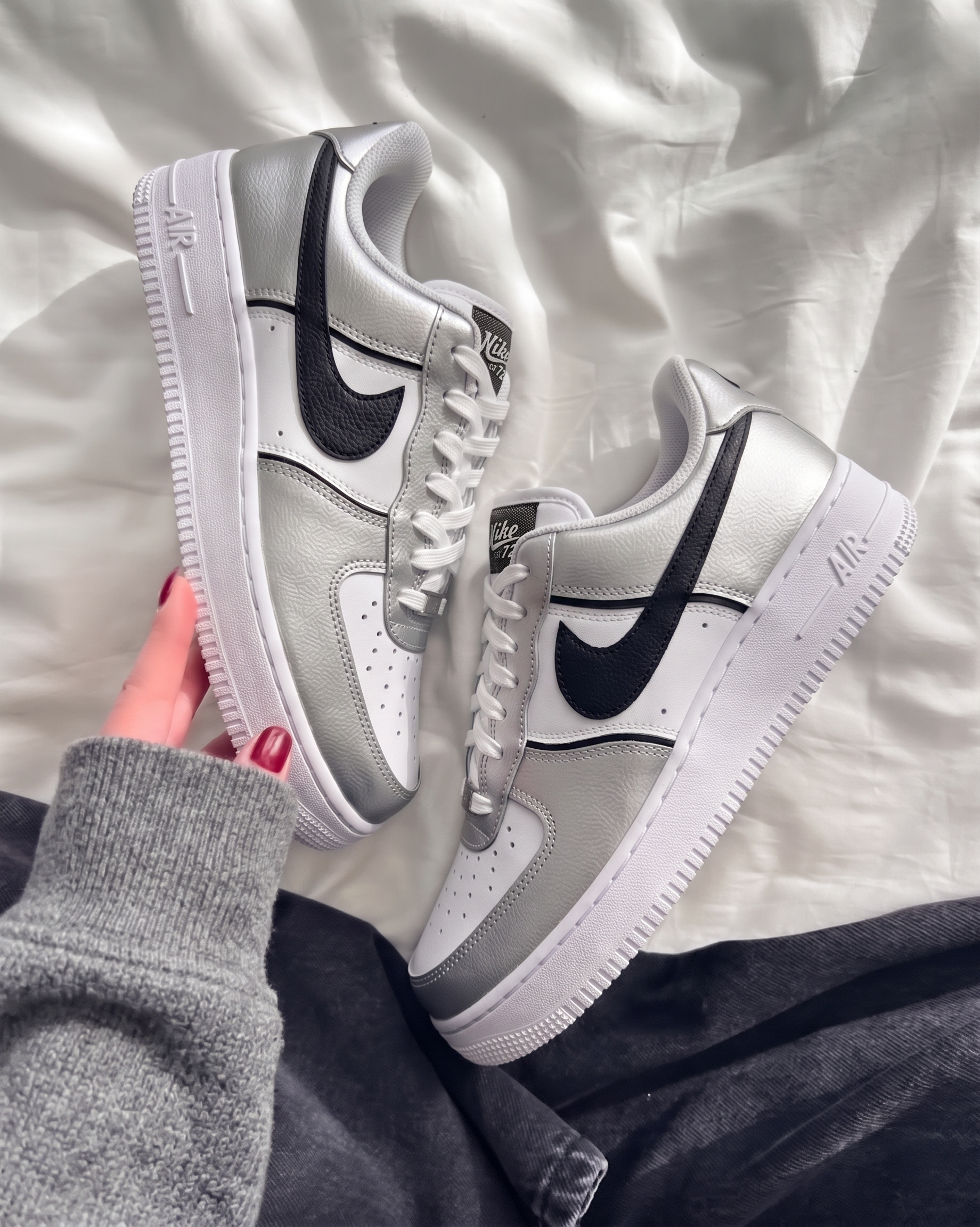 Nike Air Force 1 '07 LV8 低筒 金屬銀