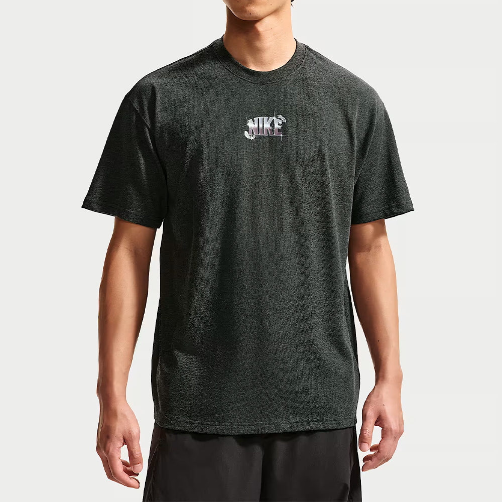 Nike As U Nsw Retro Flair Tee 男款 碳黑色 印花 運動 休閒 短袖 IW1196-032