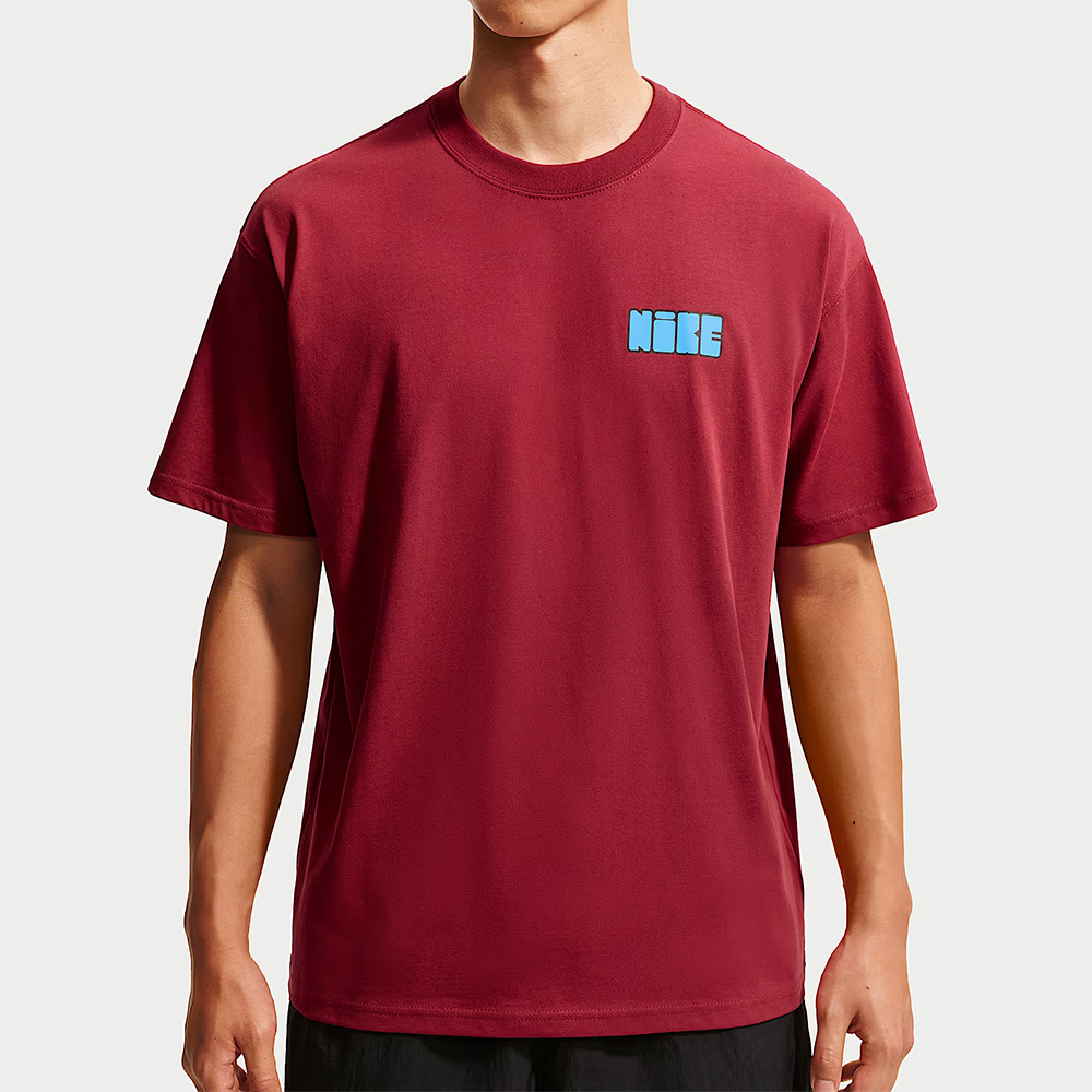 Nike Sportswear 男款 酒紅色 許光漢 聯名 插畫 T恤 運動 休閒 短袖 JF6384-613