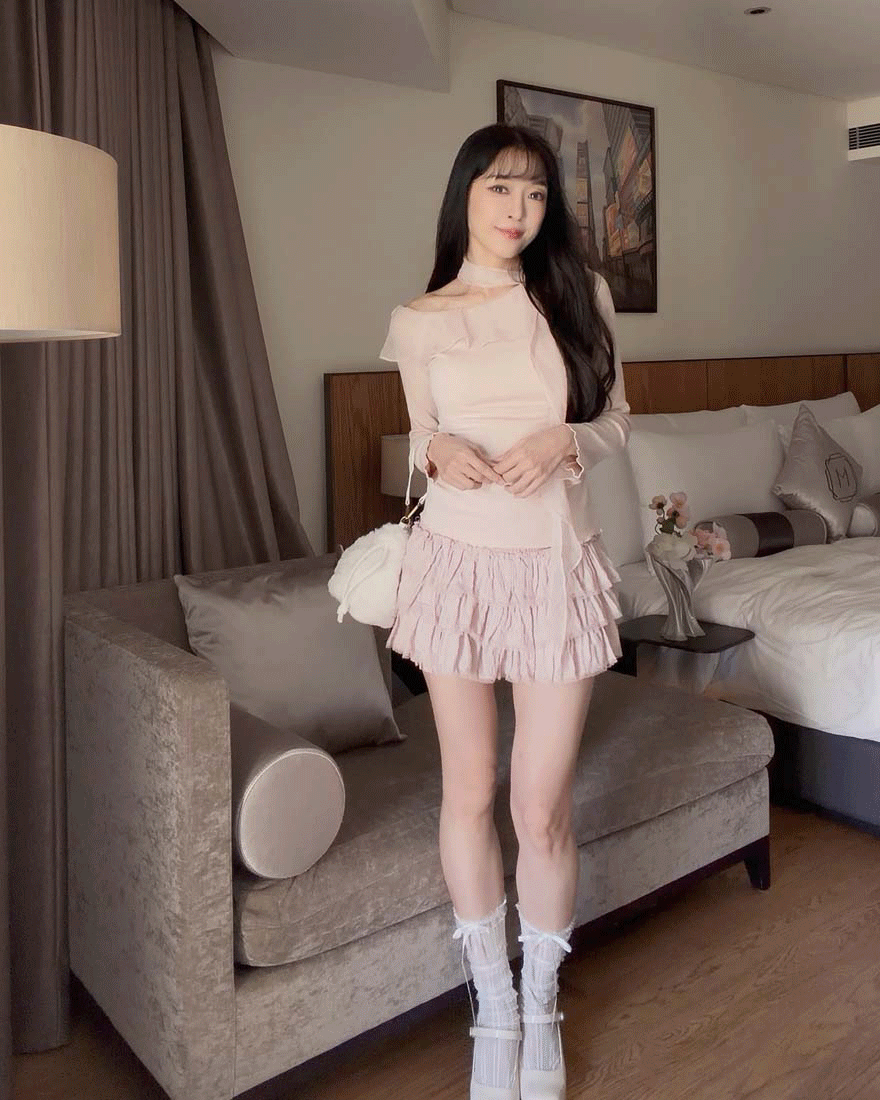 LINA LINA芭蕾戀曲層次蕾絲滾邊紋理蛋糕褲裙-甜美粉
