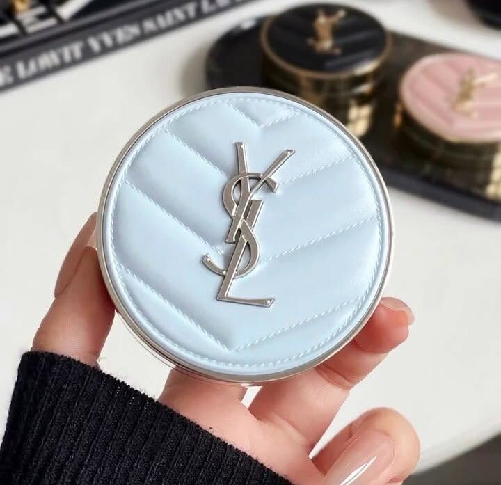 【現貨】日本限定 YSL 2026 新款 恆久無瑕柔霧定妝氣墊粉餅 14g (冰川寶寶藍)