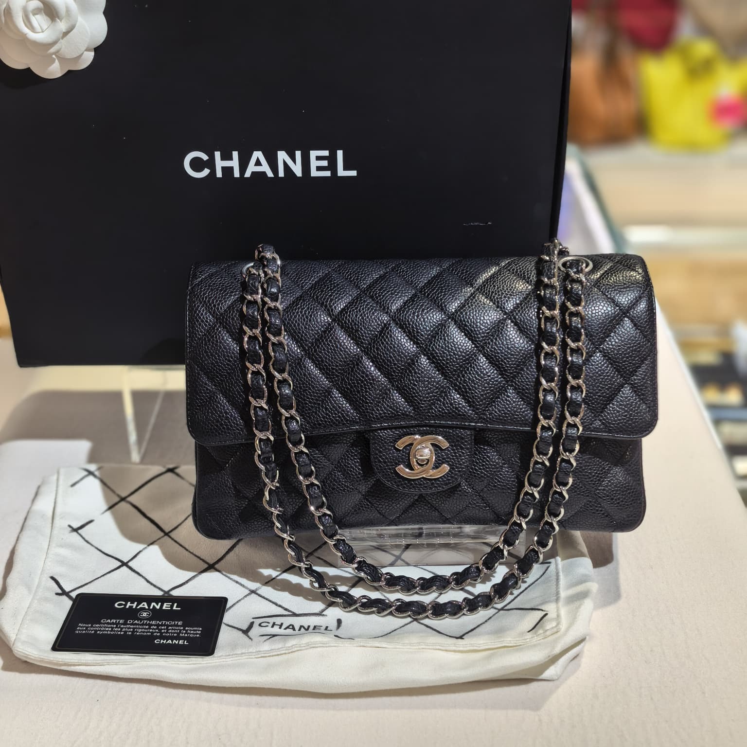 95%NEW二手CHANEL CF25, A01112, 黑色荔枝皮/銀扣/黑色內籠, #CF26 #香奈兒經典款手袋 #CLASSIC FLAP BAG #香榭站正品