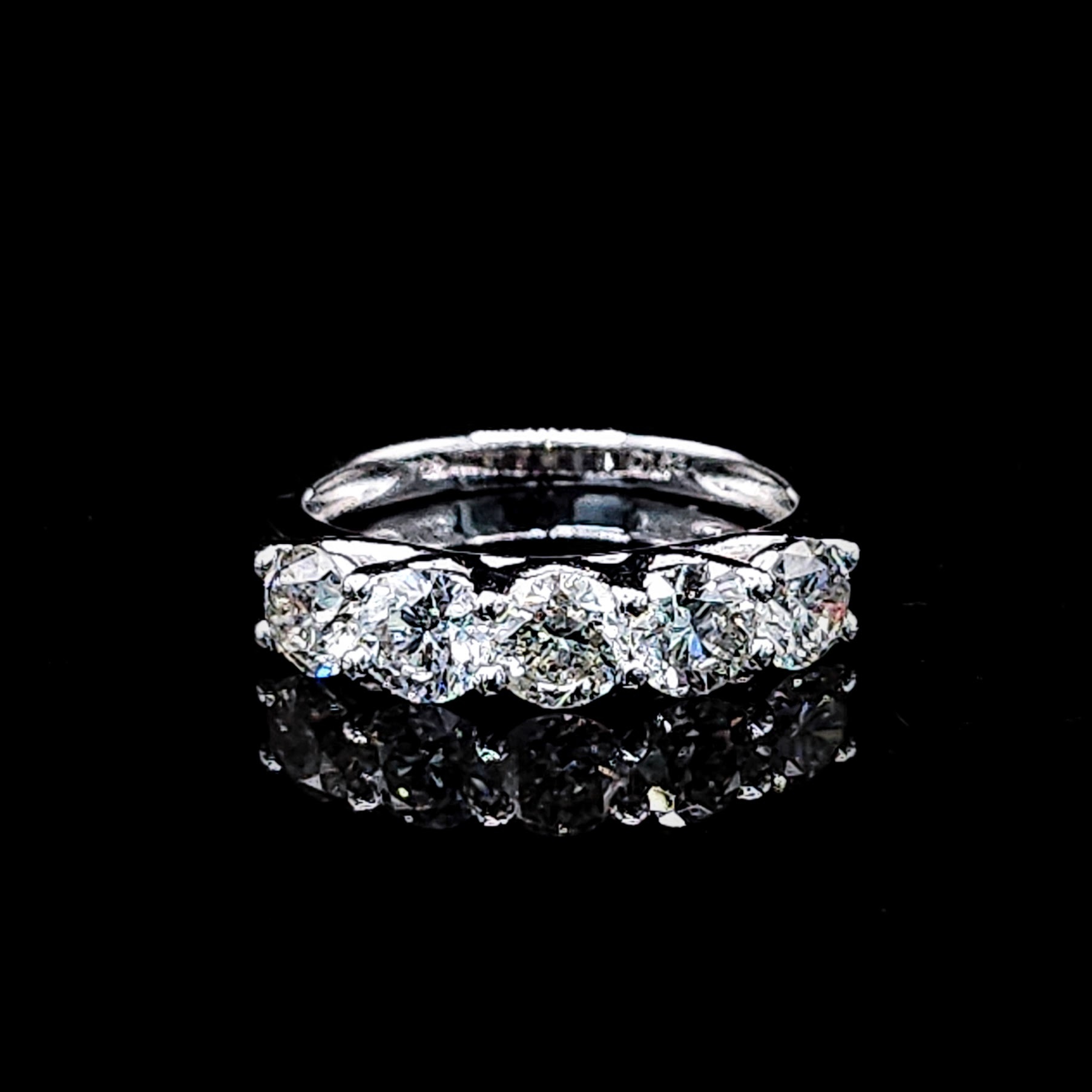 18K White Gold 1.63ct Diamond Ring