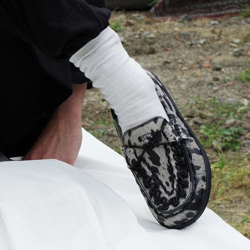 🇯🇵 KEEN UNEEK LOAFER "Nocturnal Cow Black" 乳牛紋 奶油白黑 米白 黑色 編織樂福鞋 女鞋 1032747 / 預購