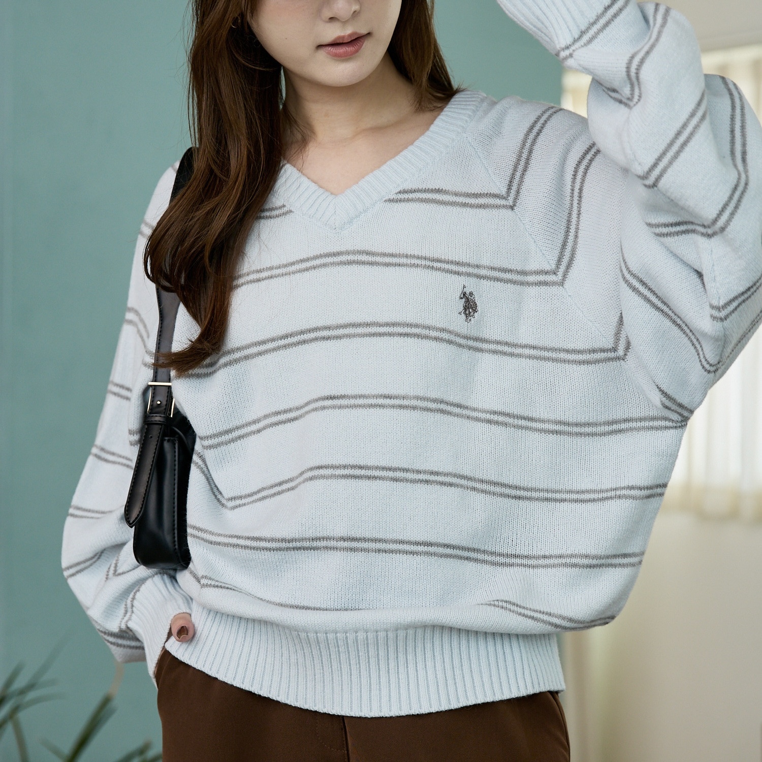 U.S. POLO ASSN. × PUBLUX 撞色 V領 條紋 針織 套頭衫 111594450