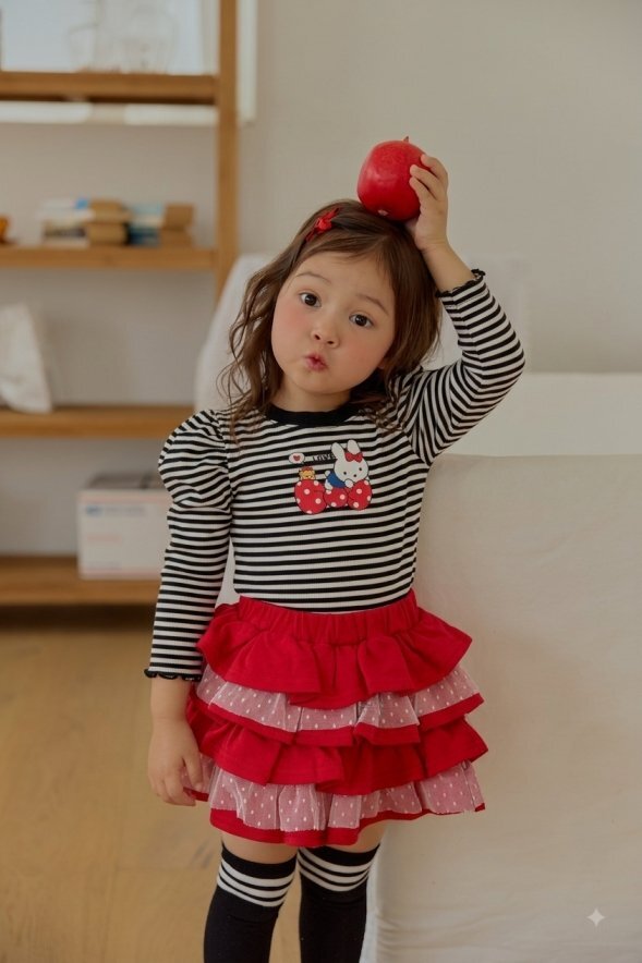 正韓秋sera 兩色澎澎袖條紋上衣