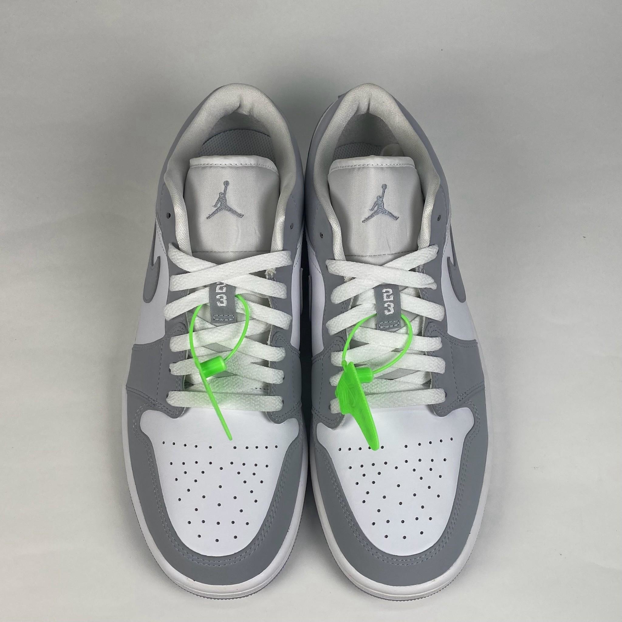 微瑕疵-左右腳中底鞋底泛黃右腳內側刮傷 DC0774-105 W12 Nike Air Jordan 1 Low '' Wolf Grey White ''