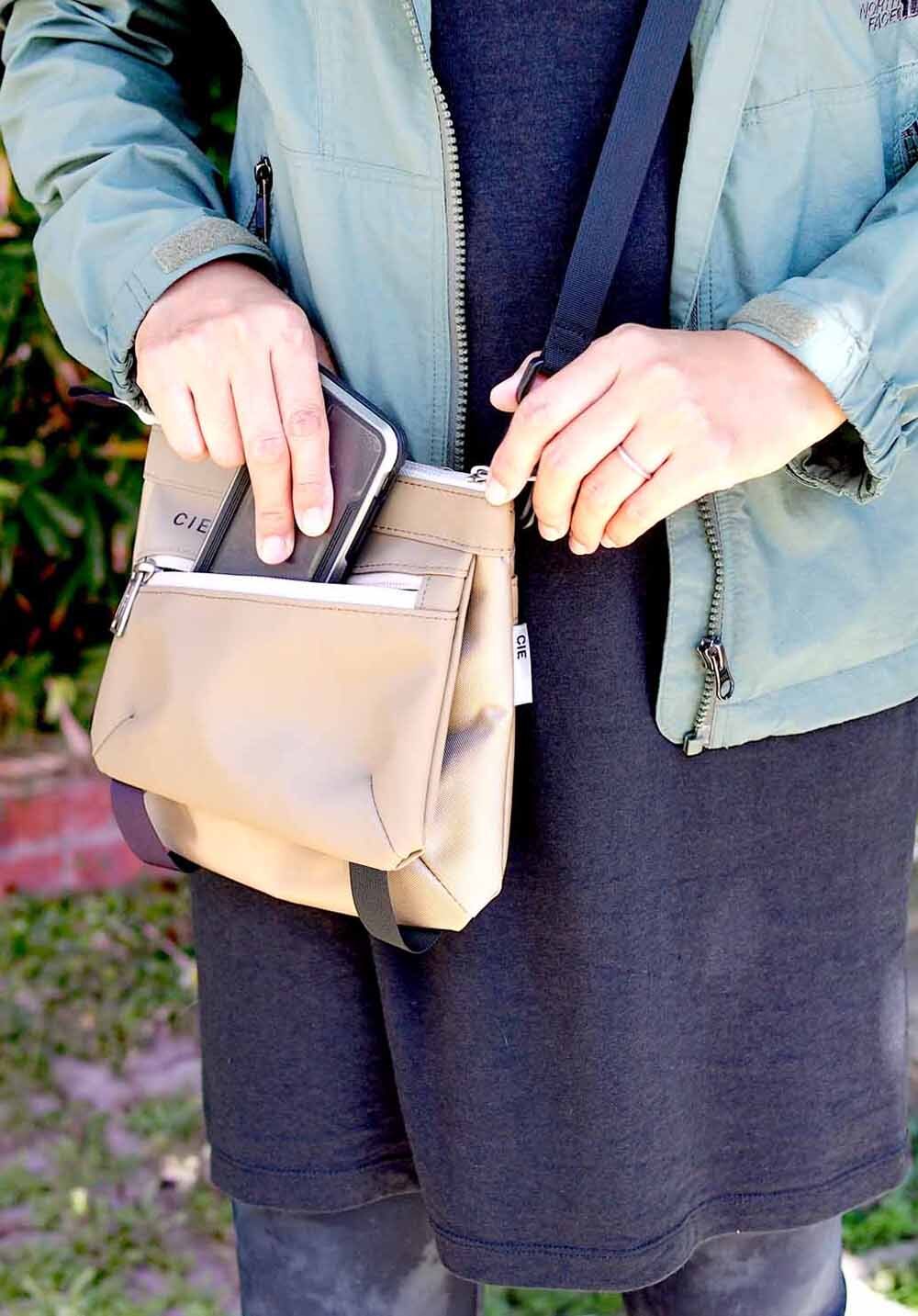 CIE｜日系機能 防潑水休閒側背包