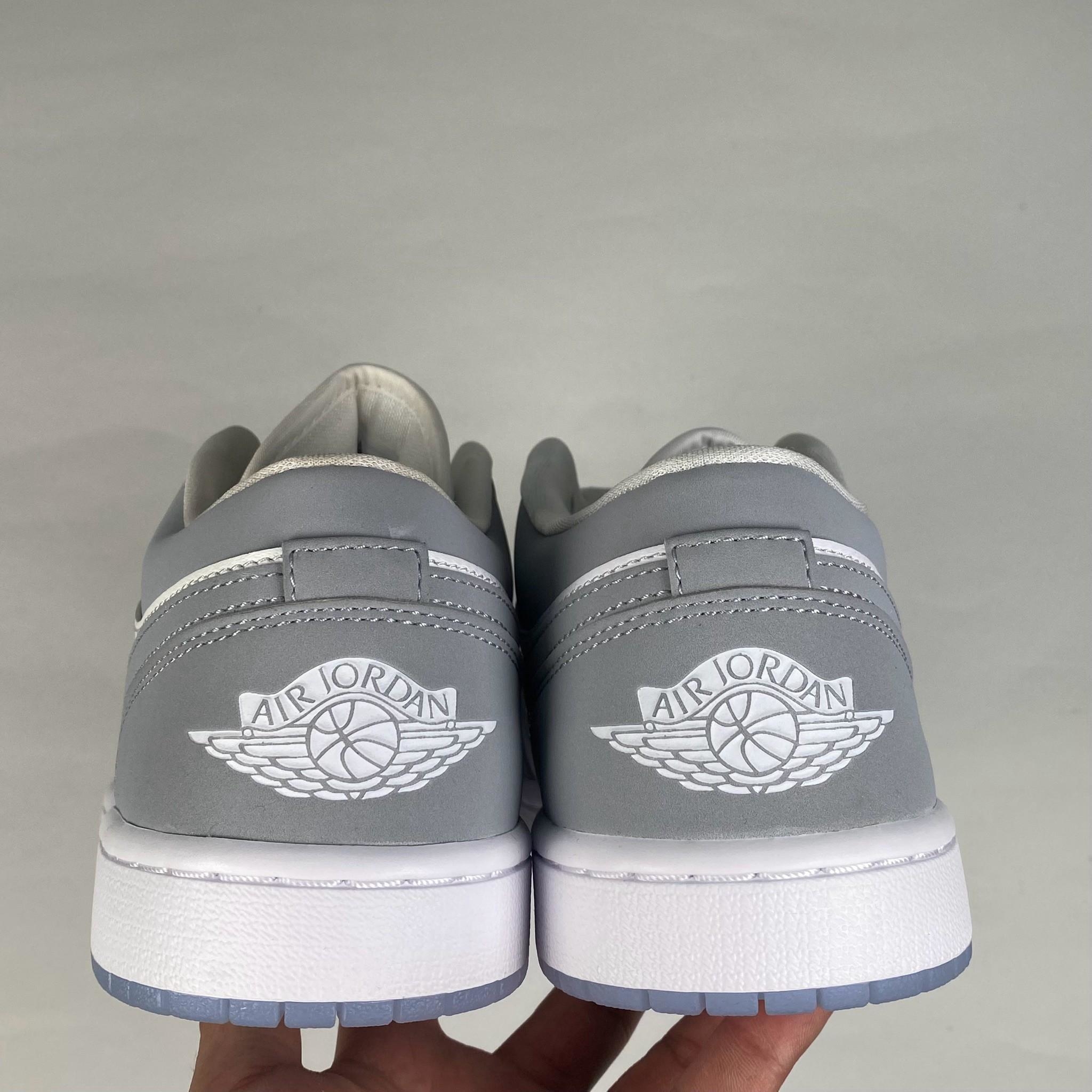微瑕疵-左腳鞋口鞋舌外側染色 DC0774-105 W95 Nike Air Jordan 1 Low '' Wolf Grey White ''