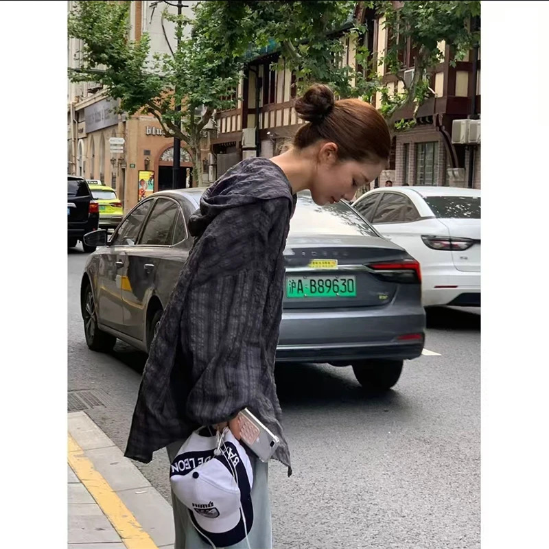 寬鬆休閒版 格紋連帽襯衫