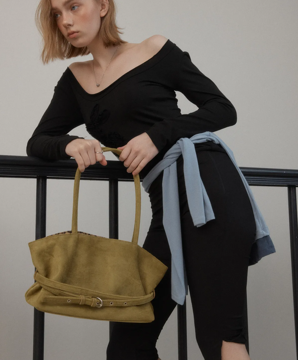 韓國代購｜雙面設計！LETERIE MELLOW REVERSIBLE BELT TOTE BAG  (8 Colours)
