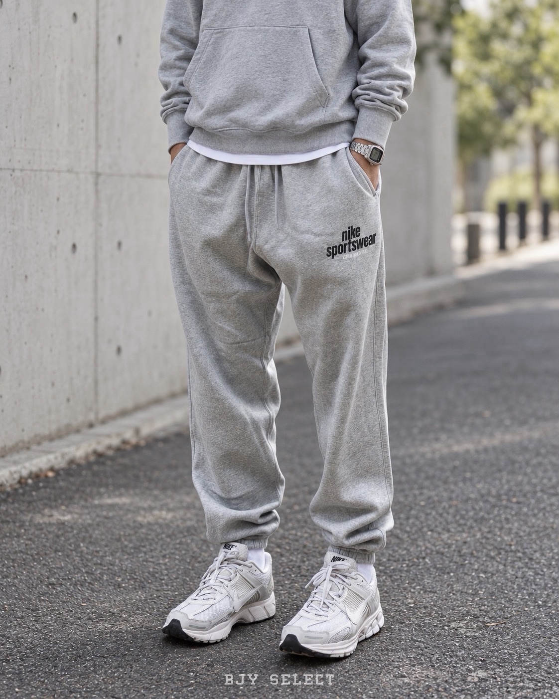 #預購 NIKE SPORTSWEAR 文字 縮口棉褲 內刷毛 HJ2187-063 灰色