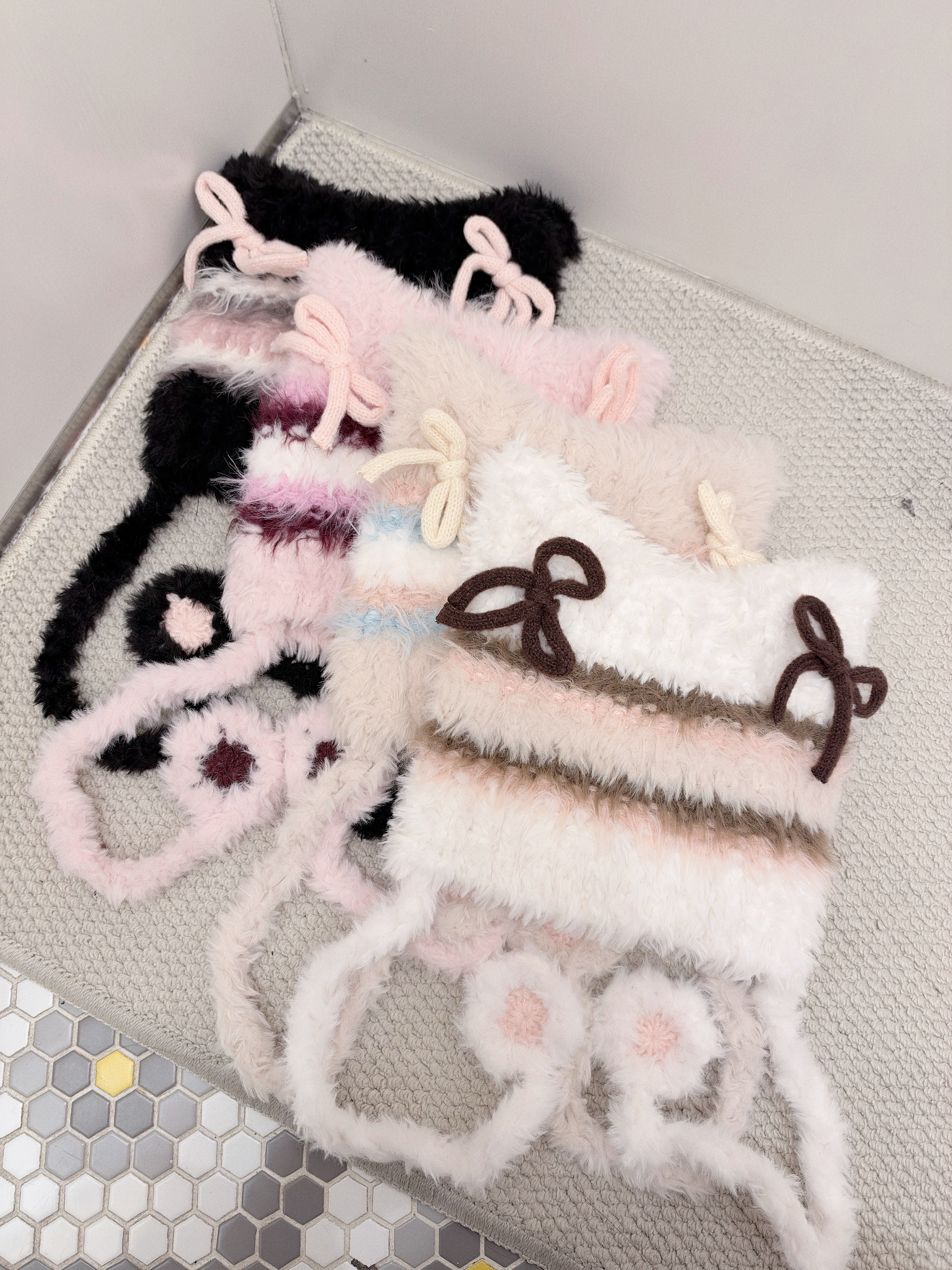 A0415｜超可愛毛絨絨拼色蝴蝶結貓貓耳冷帽⋆𐙚 ̊. 🍥 ⋆˙⟡