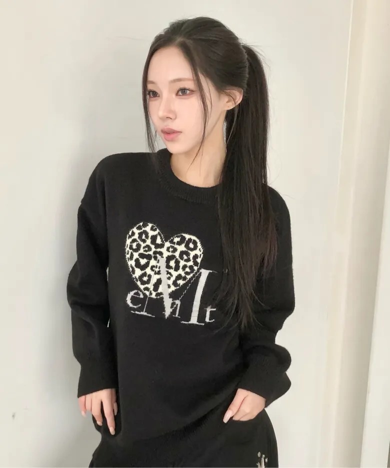 【OWN】Mucent 長袖 圓領 豹紋 針織 寬鬆 毛衣 男女通用 黑色