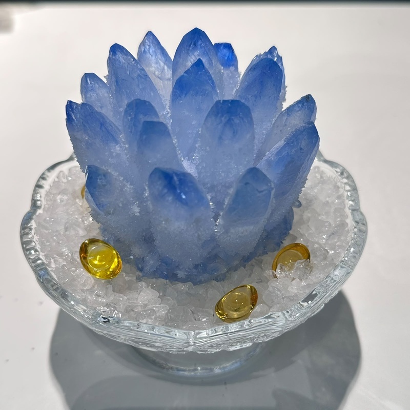 HKAG1001-003 水晶簇擺件-藍（連碗+白水晶） (A3)