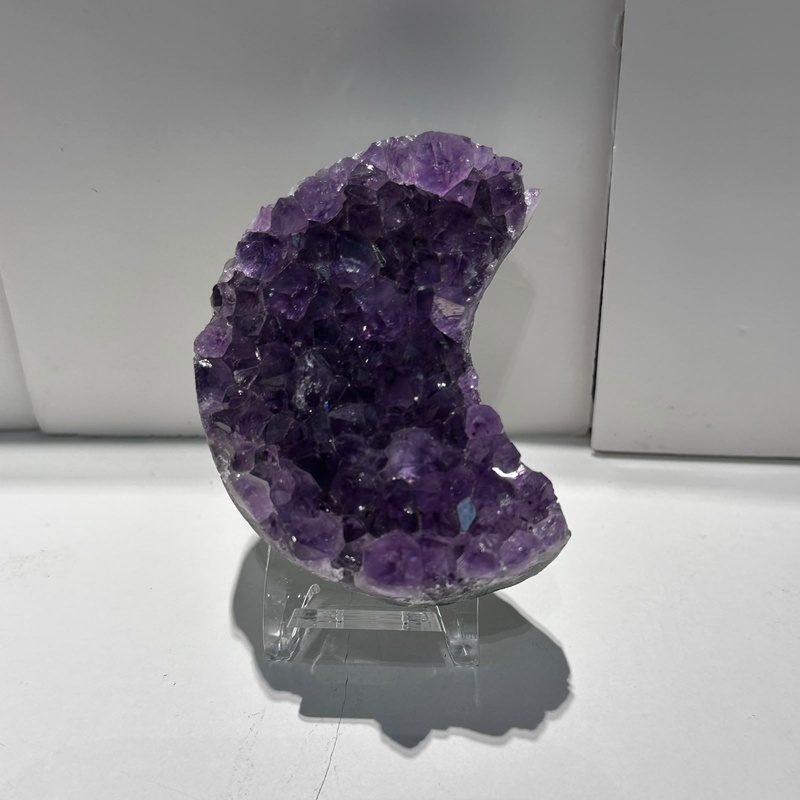 HKAG1001-021 紫水晶月亮6cm (A21)