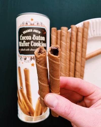 Trader Joe’s 可可巧克力威化捲心酥