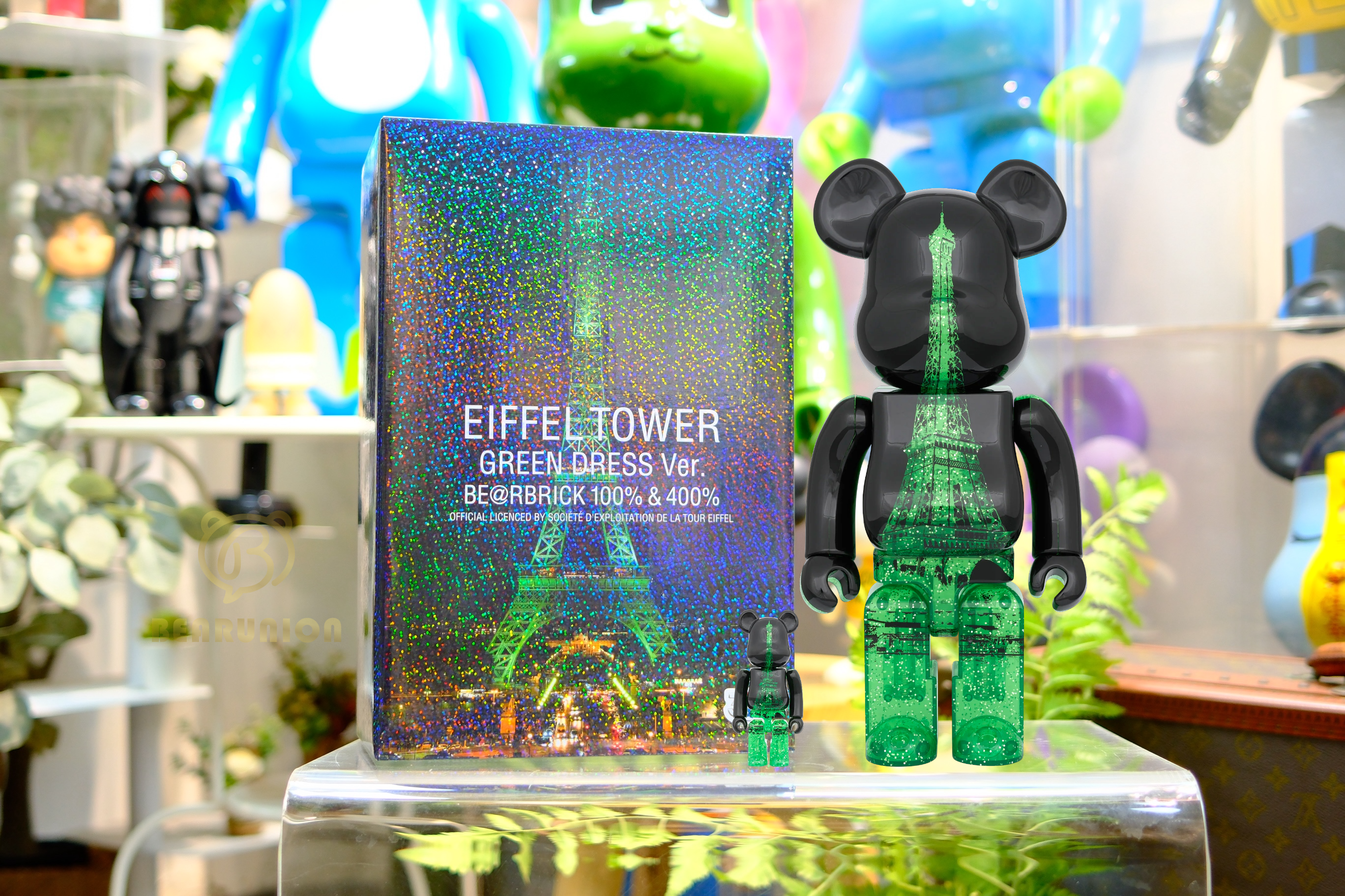 🎏預訂🎏Bearbrick 400% 100% EIFFEL TOWER GREEN DRESS