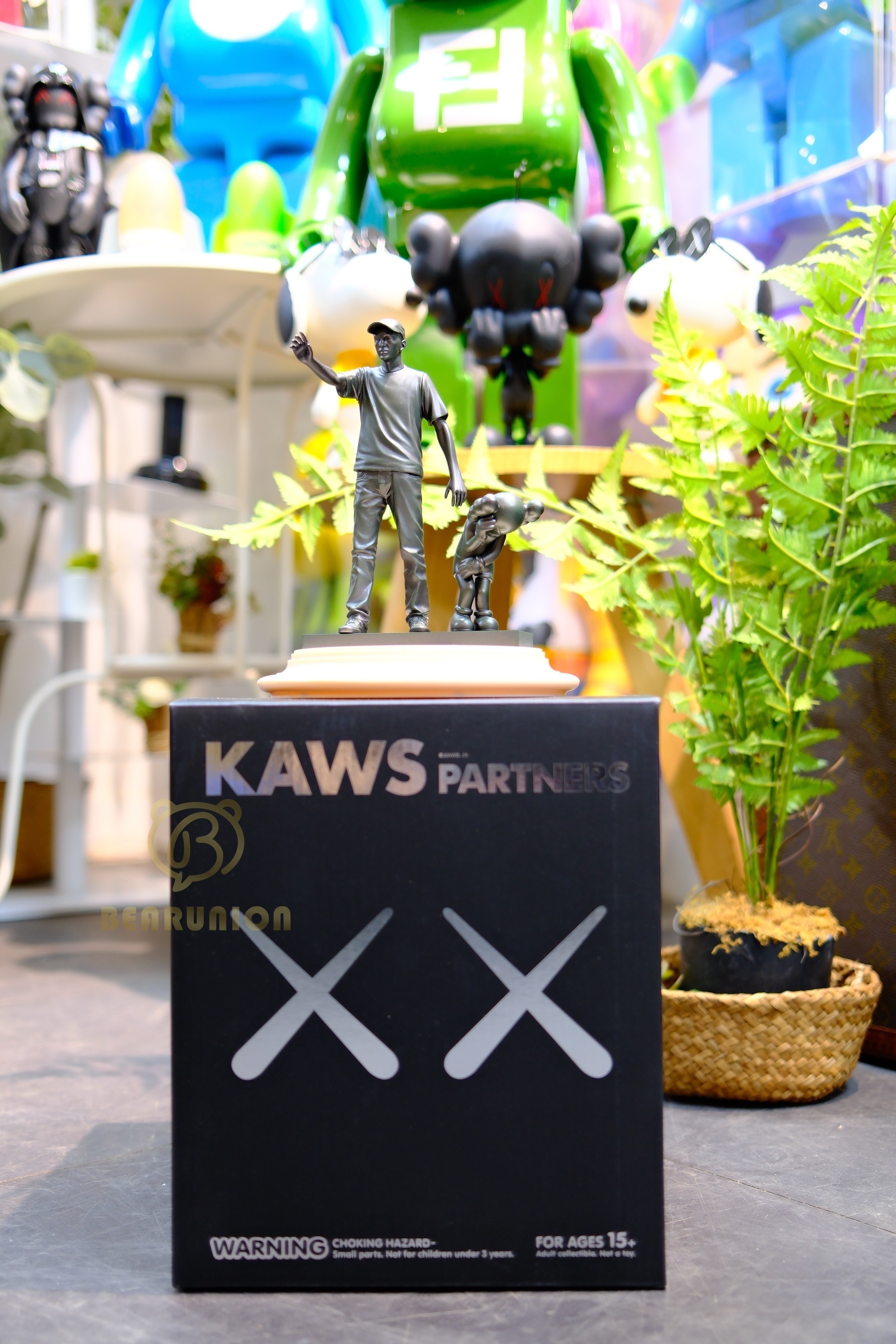 🥇現貨🥇 KAWS Partners Vinyl Figure