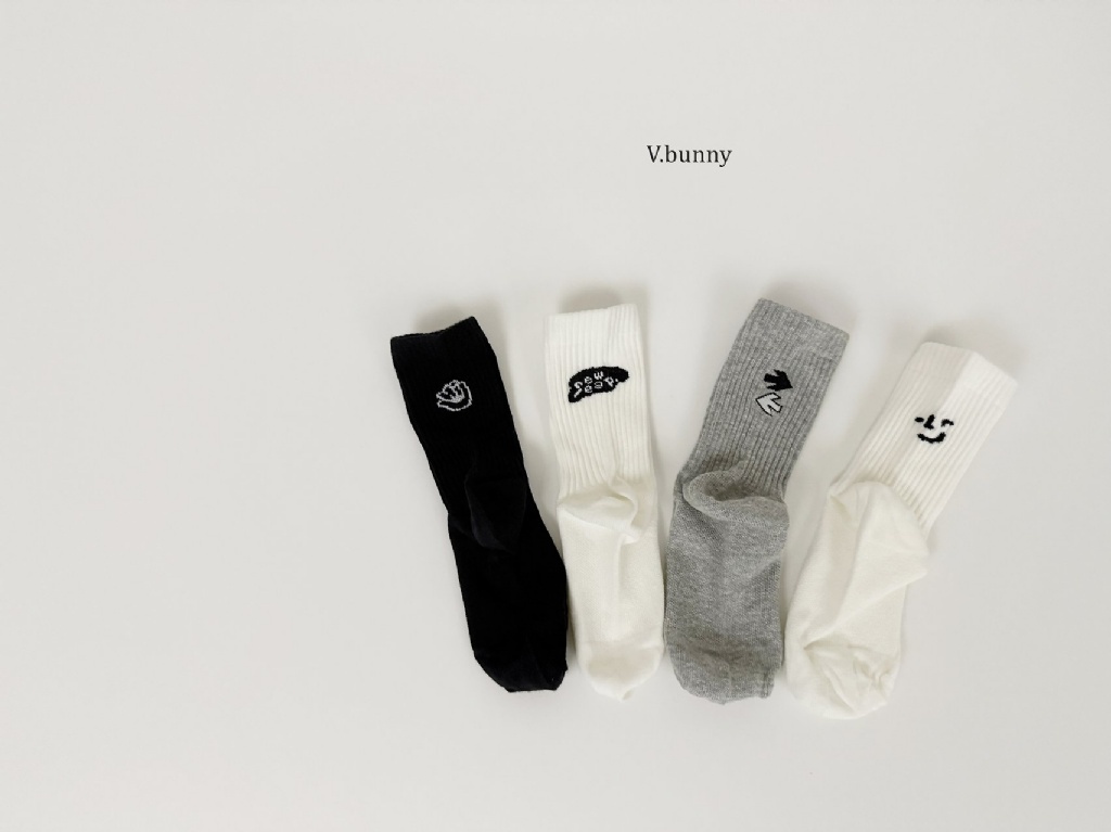 正韓冬Vbunny 日系無印感襪(四入)