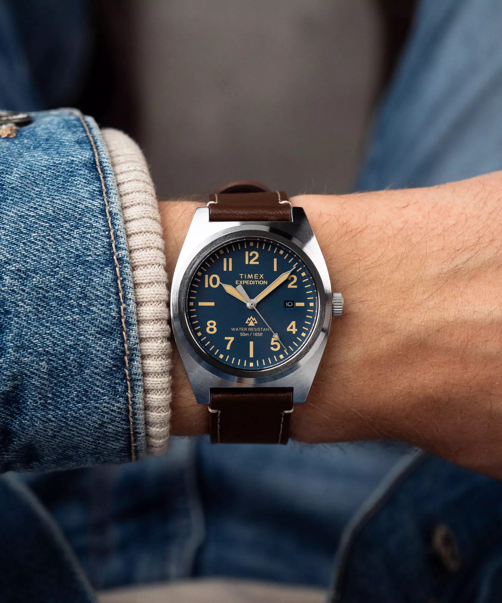 萬年鐘錶 - TIMEX 天美時 遠徵系列藍色錶盤皮革錶帶男錶 TW2Y30600 錶徑39MM