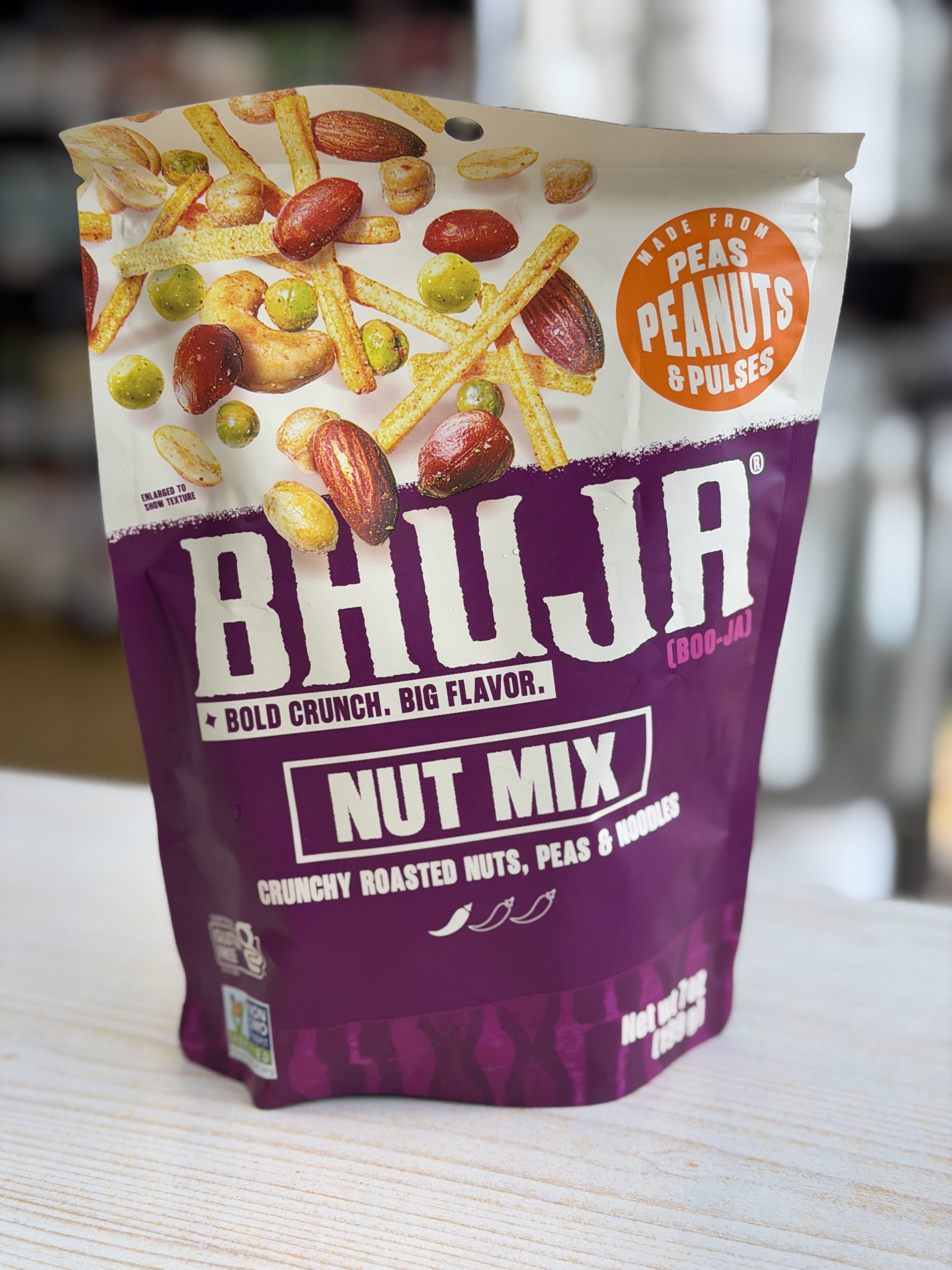 Bhuja nut mix 199g (best before 2027/8/22)