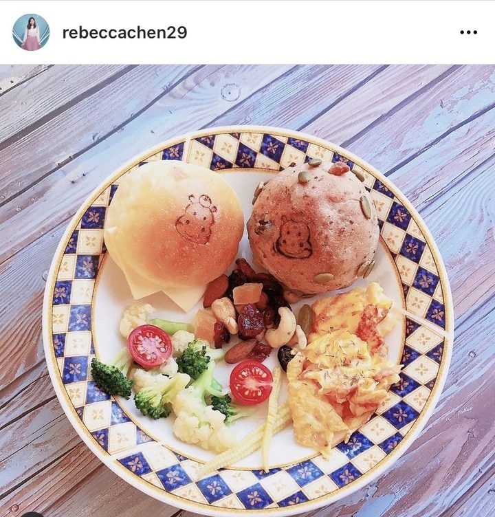 河粉在 IG 分享的小河馬麵包吃法