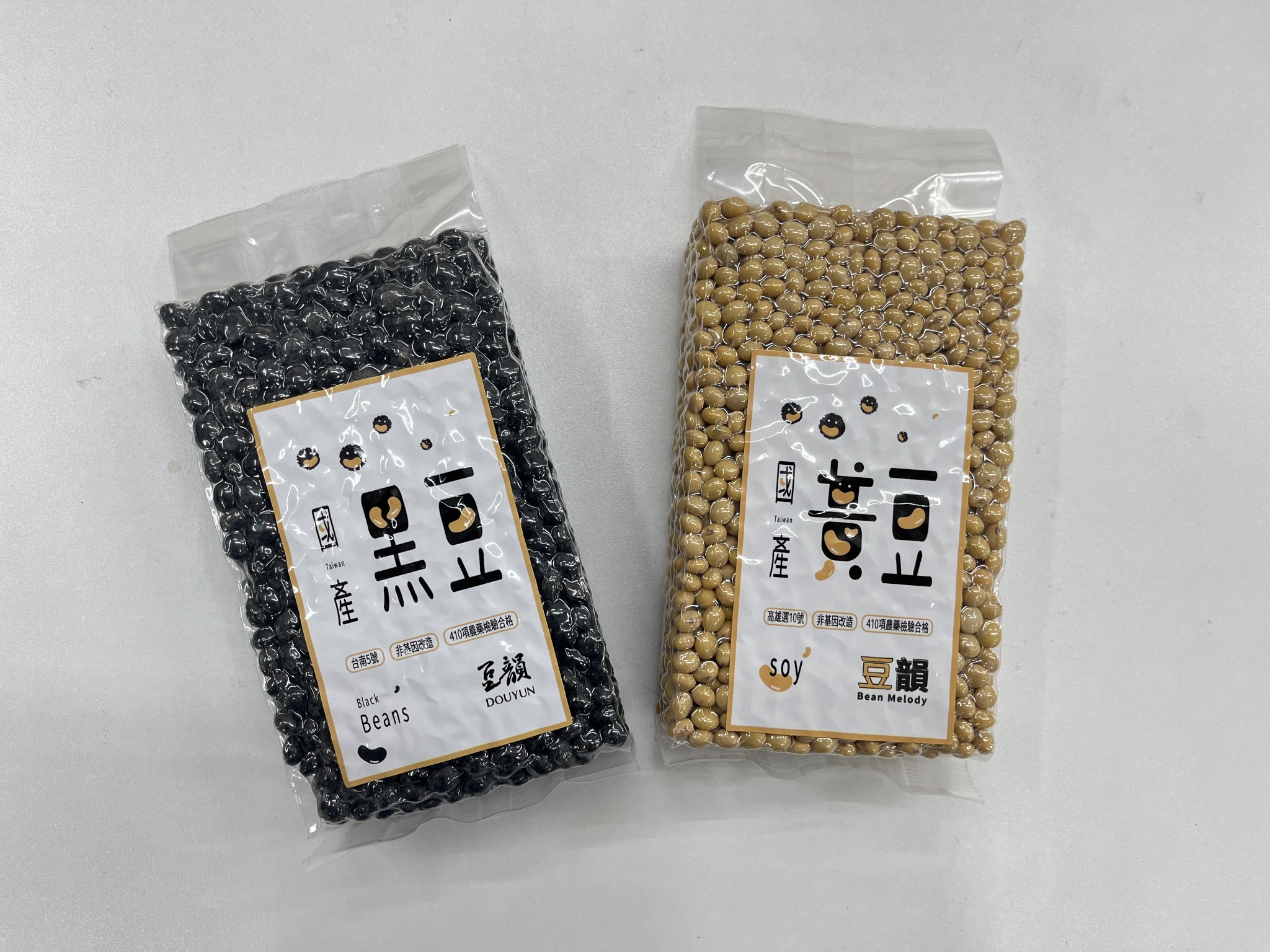 豆韻台灣黃豆與黑豆