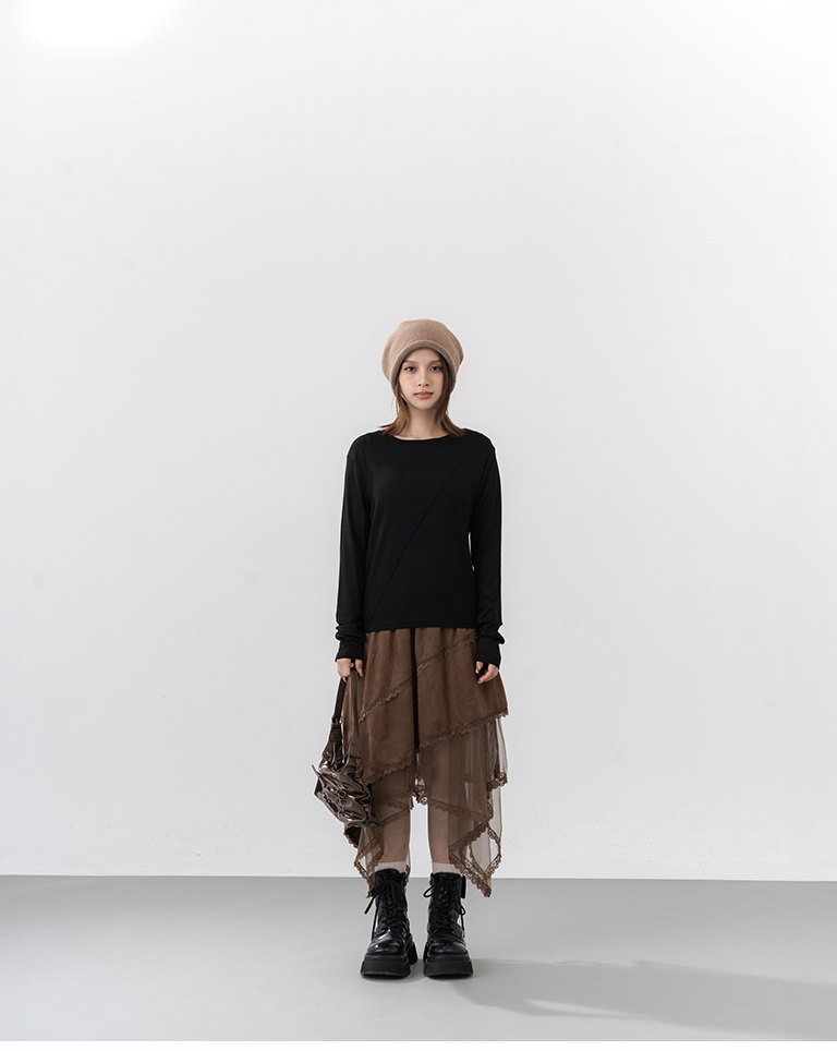 Solid Long-Sleeve Top with Sheer Panel Detail - Black【01099941】in stock+pre-order