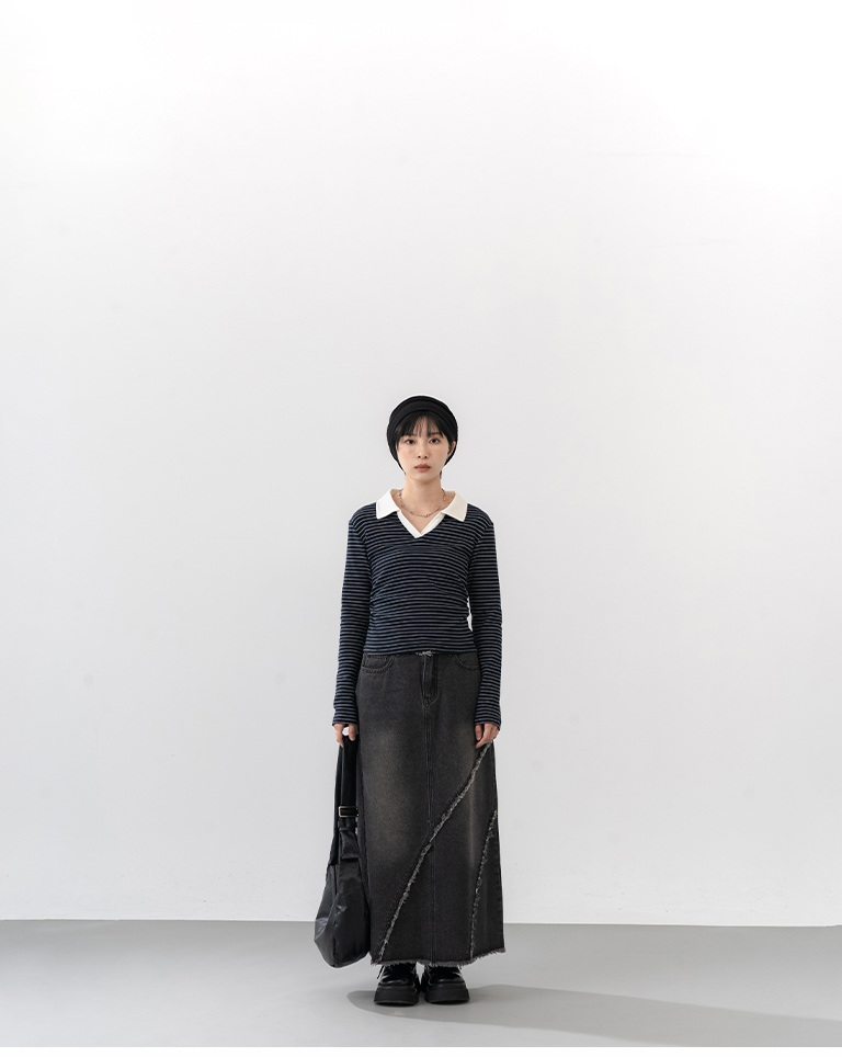 Long-sleeve top with V-neck, collar, and contrasting stripes – available in three colors.【01200179】in stock+pre-order