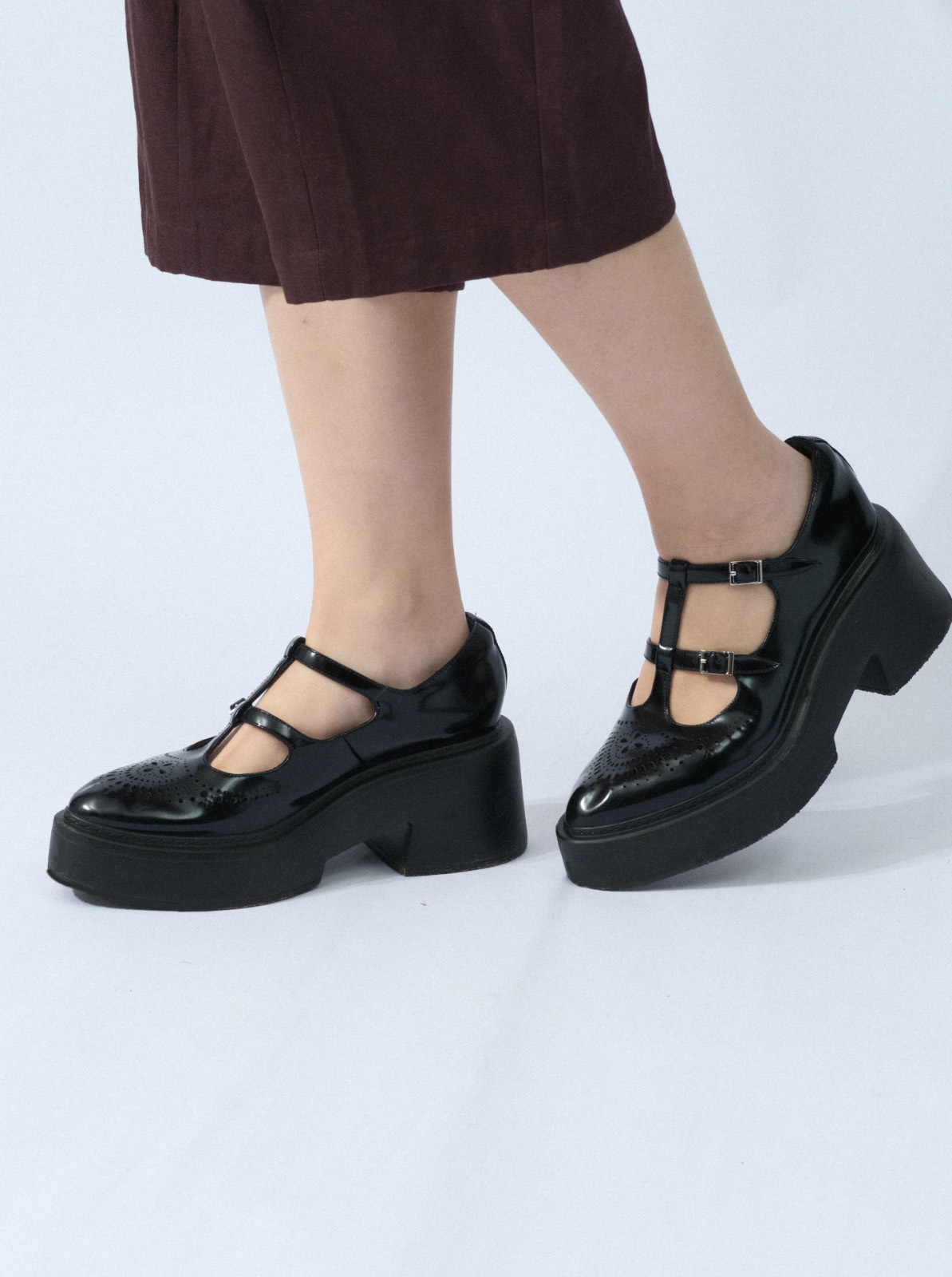 尖頭厚底雙扣瑪麗珍鞋（預購產品）