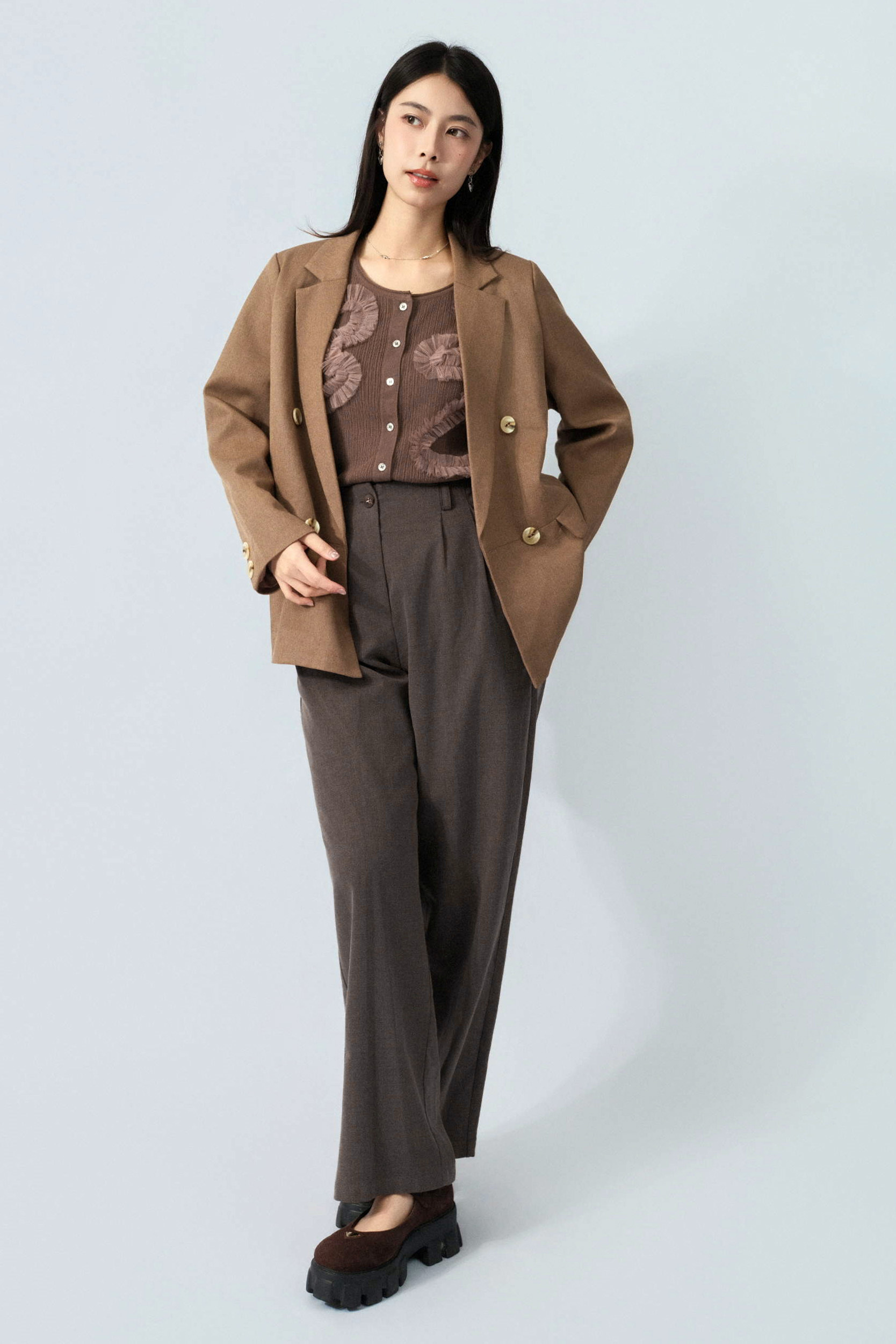 FW26_0077（外套＋上衣＋長褲）