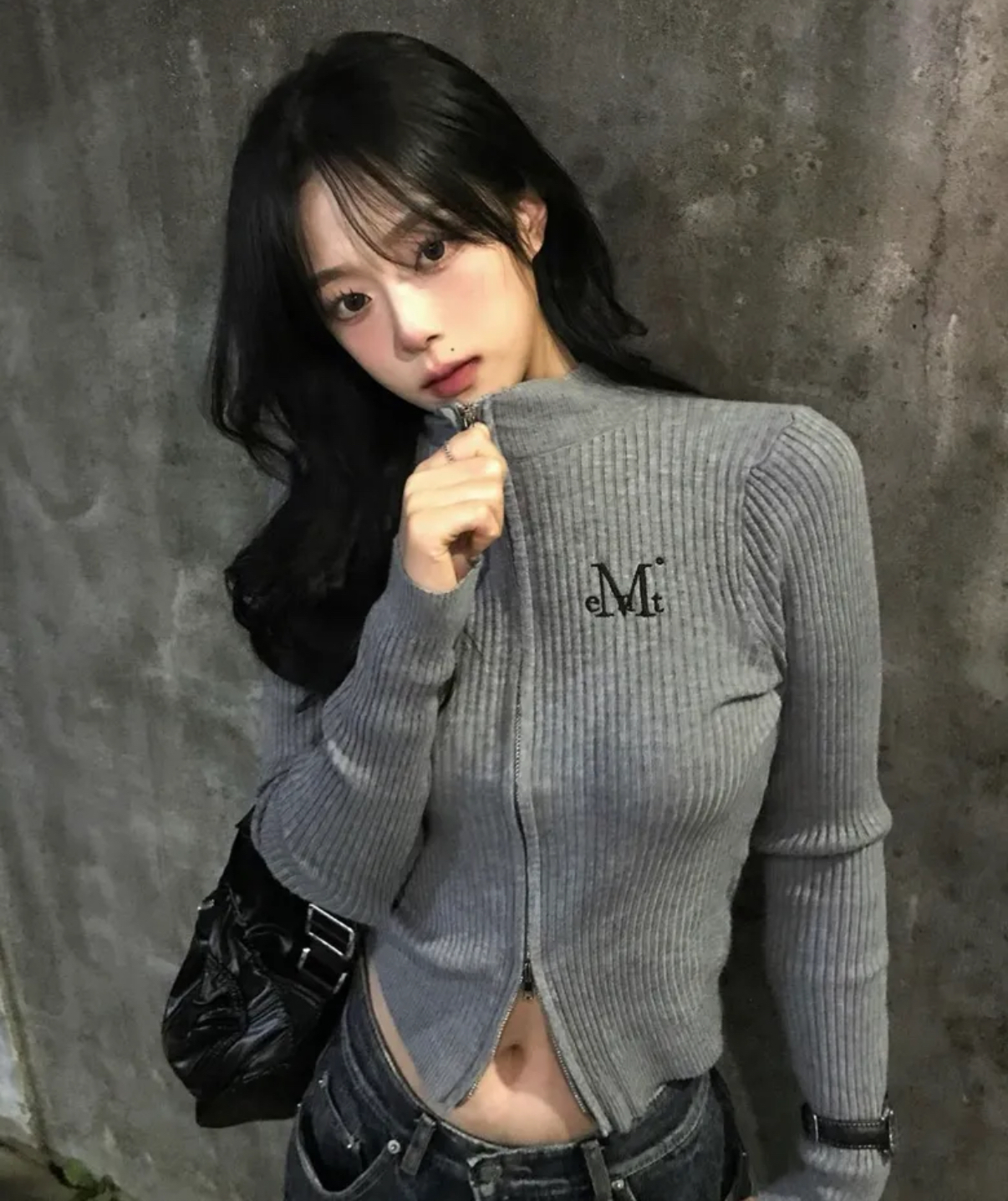 韓國🇰🇷連線 MUCENT 羅紋針織拉鍊上衣 復古 羅紋 短版 拉鍊 針織 3色(任買兩件711免運)/預購