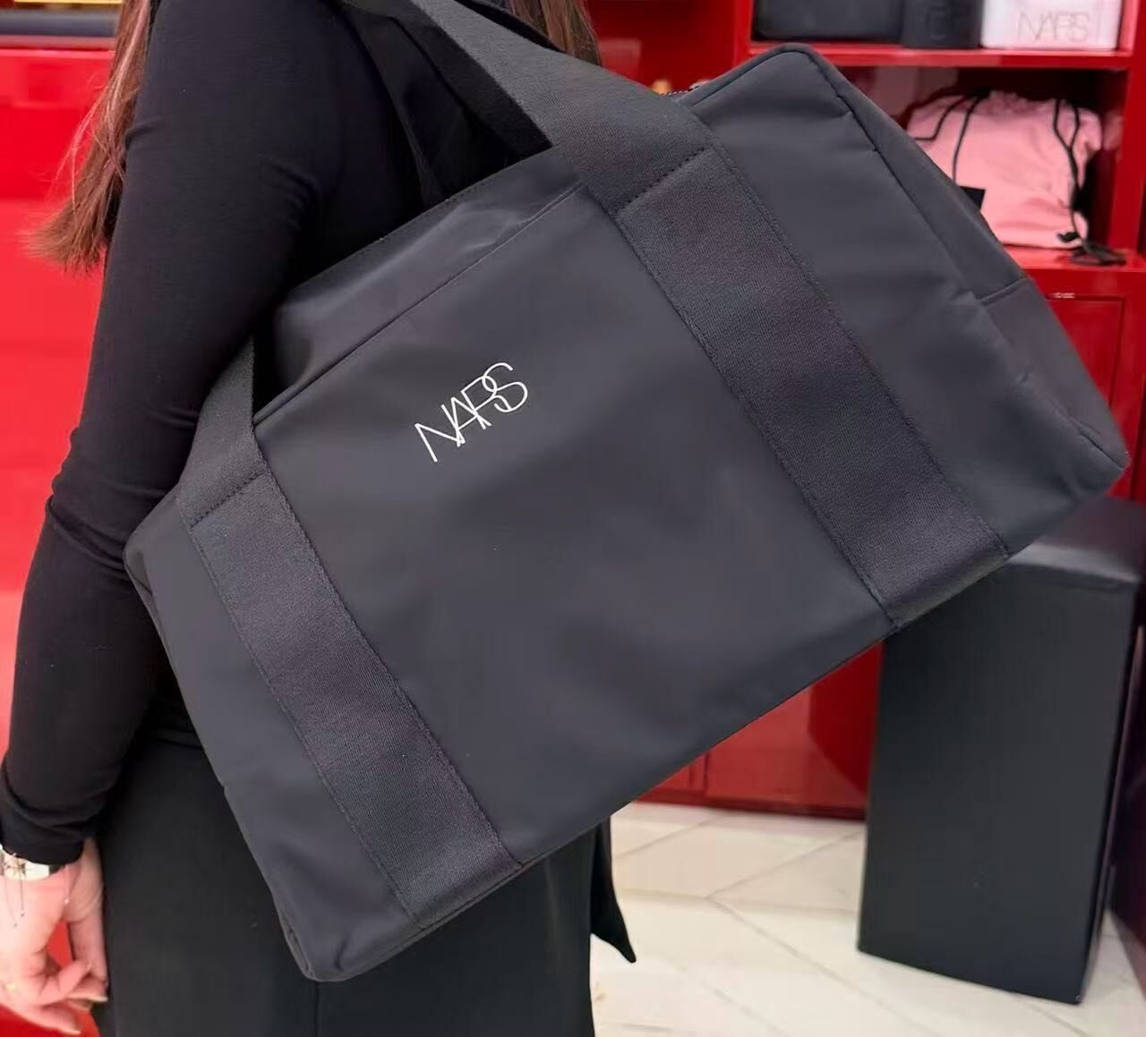Nars 旅行袋(專櫃)