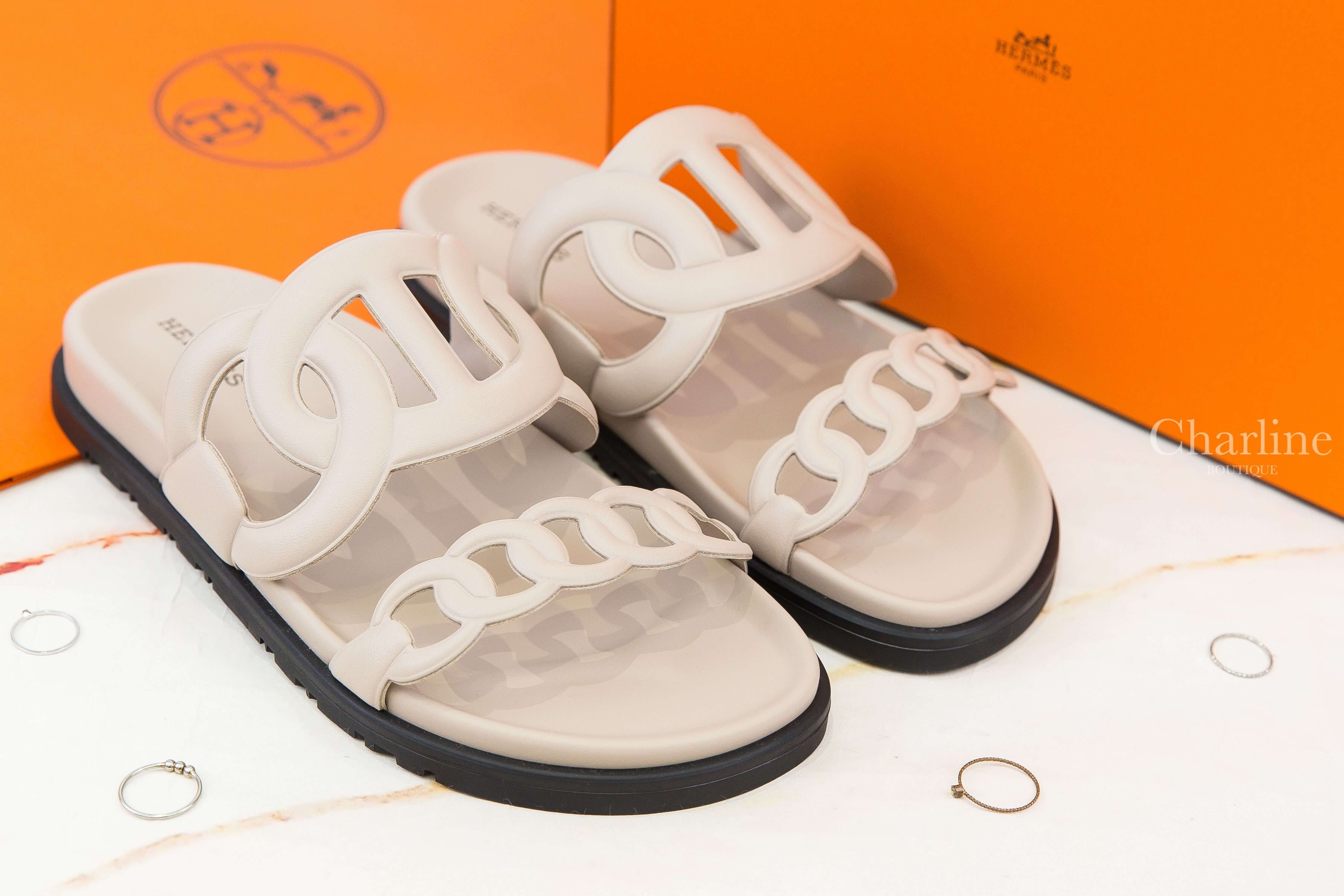 Hermès Extra Sandal 米色θ黑底小牛皮平底拖鞋