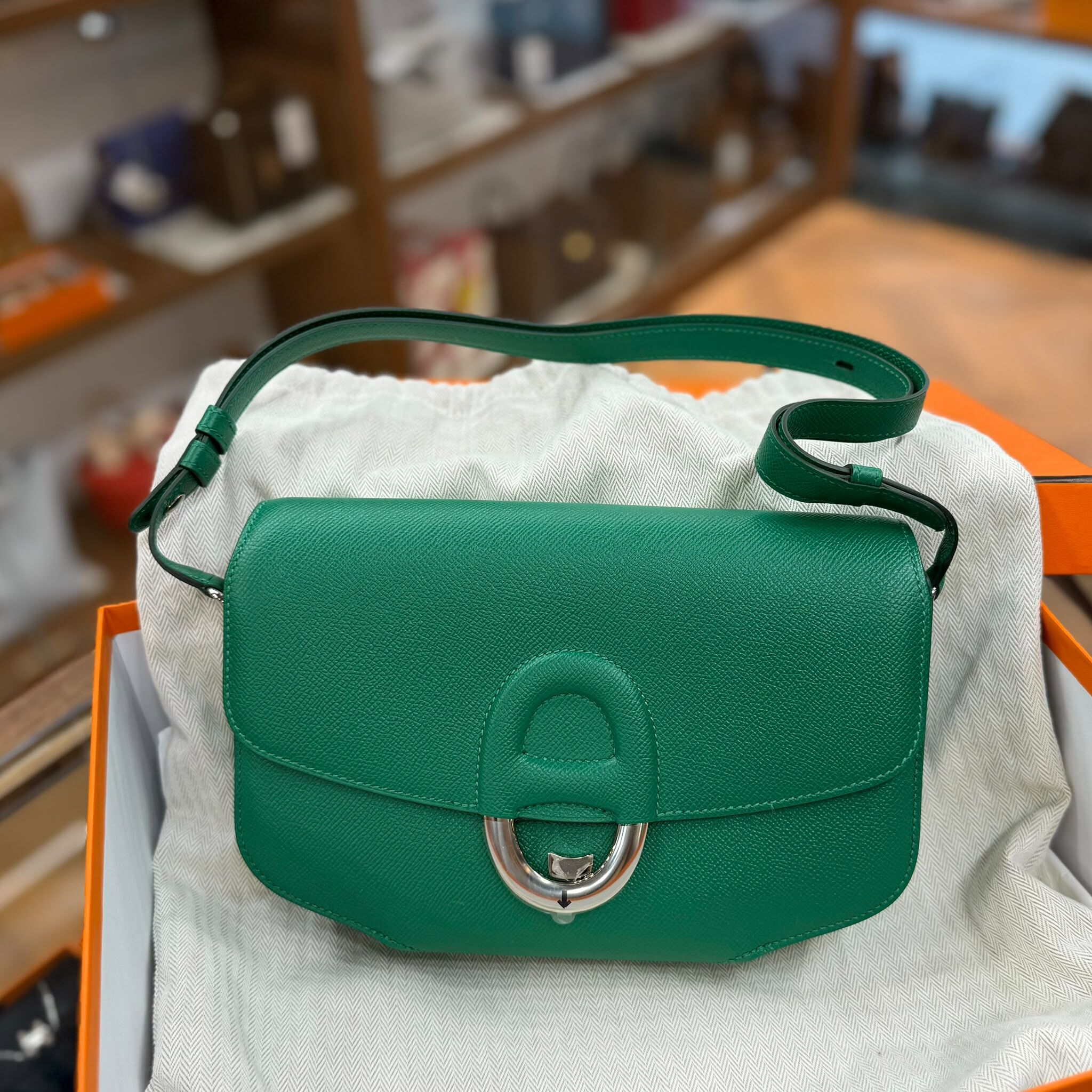 全新Hermes Cherche Midi 25 孔雀綠銀扣Evercolor皮 Z6 MALACHITE PHW ,A刻 #愛馬仕豬鼻包
