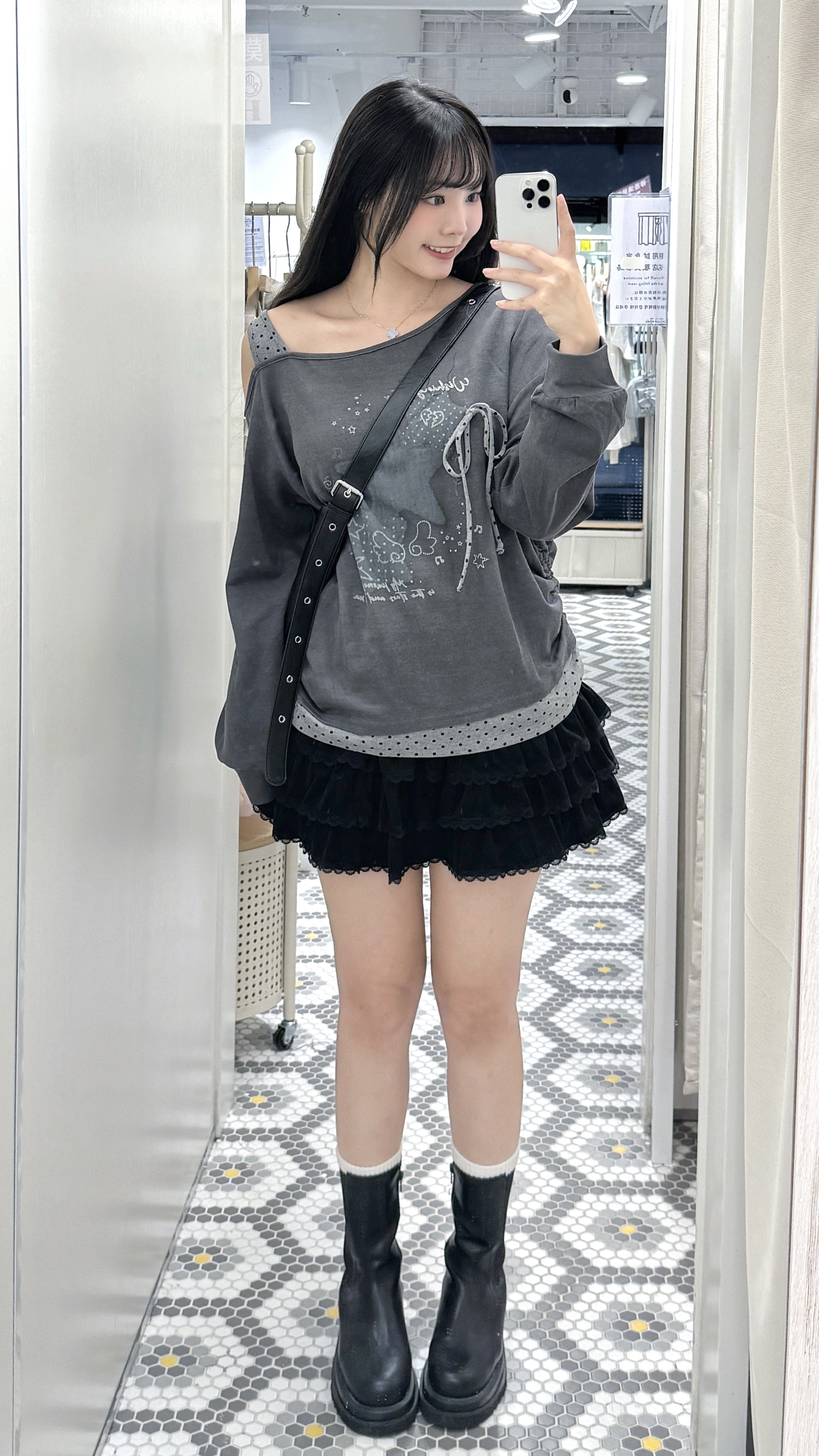 T1711｜古早味⊹ ࣪ ˖ ໒꒱ 波點音符元素束腰吊帶寬鬆假兩件長袖TEE