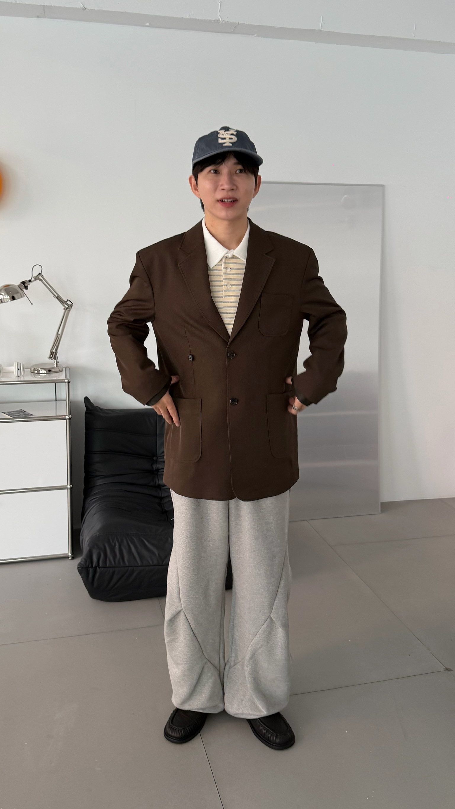 俐落寬鬆西裝外套