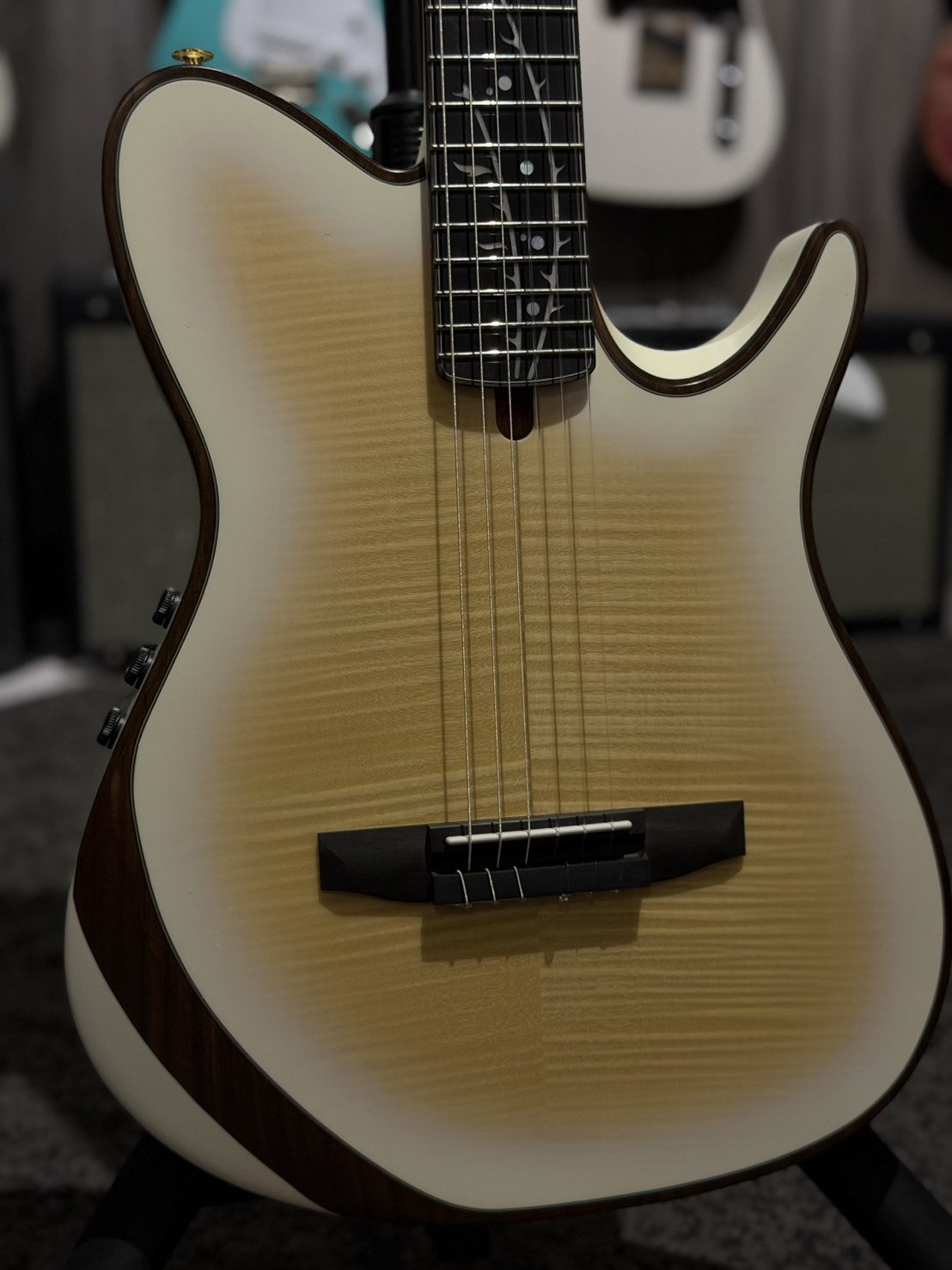 Ibanez TOD100FMN-TMM Tim Henson 簽名款 白色 電古典吉他【宛伶樂器】