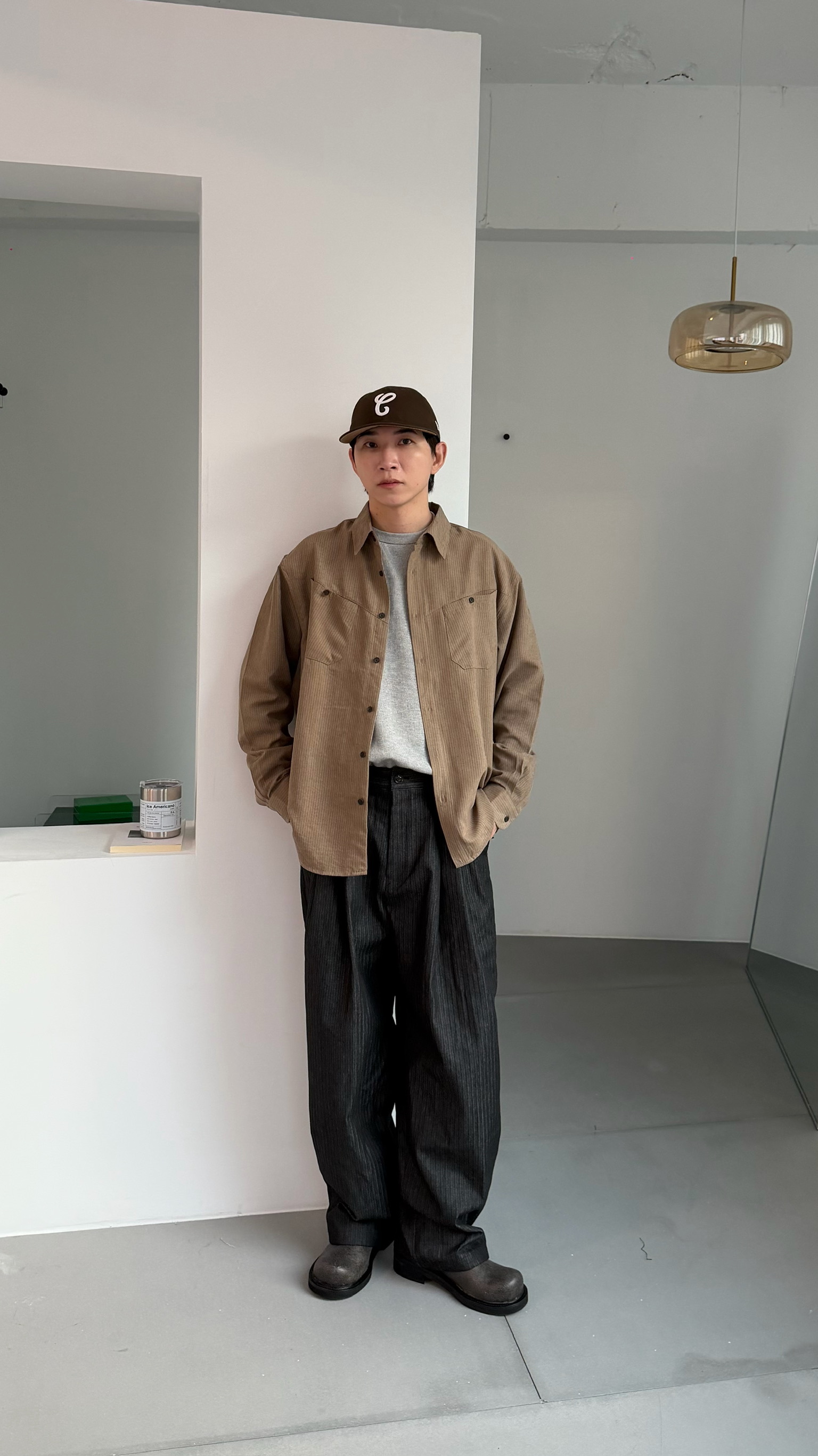 斜口袋絨面直紋襯衫