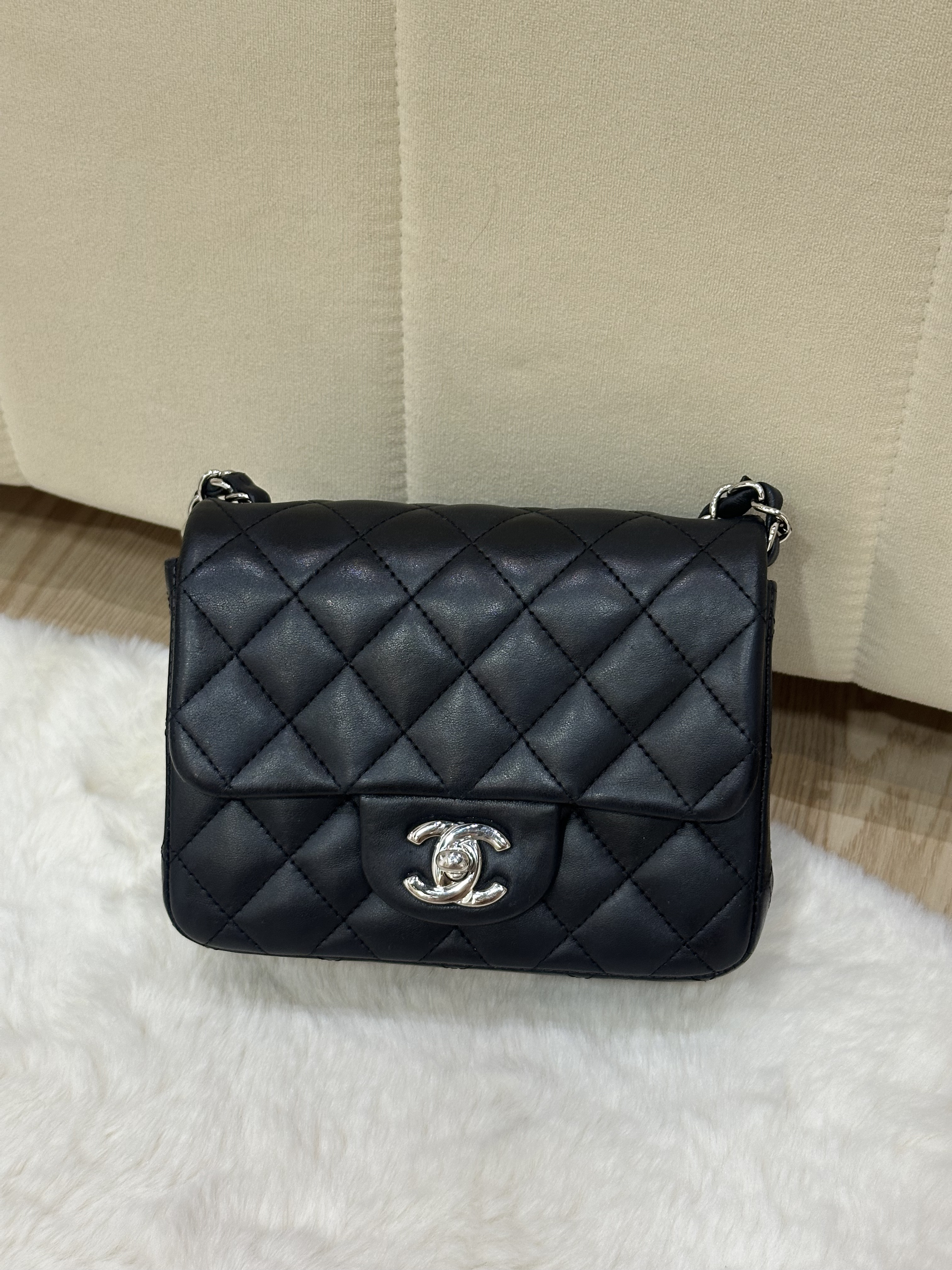 Chanel 小方胖 黑銀羊🖤（現貨）
