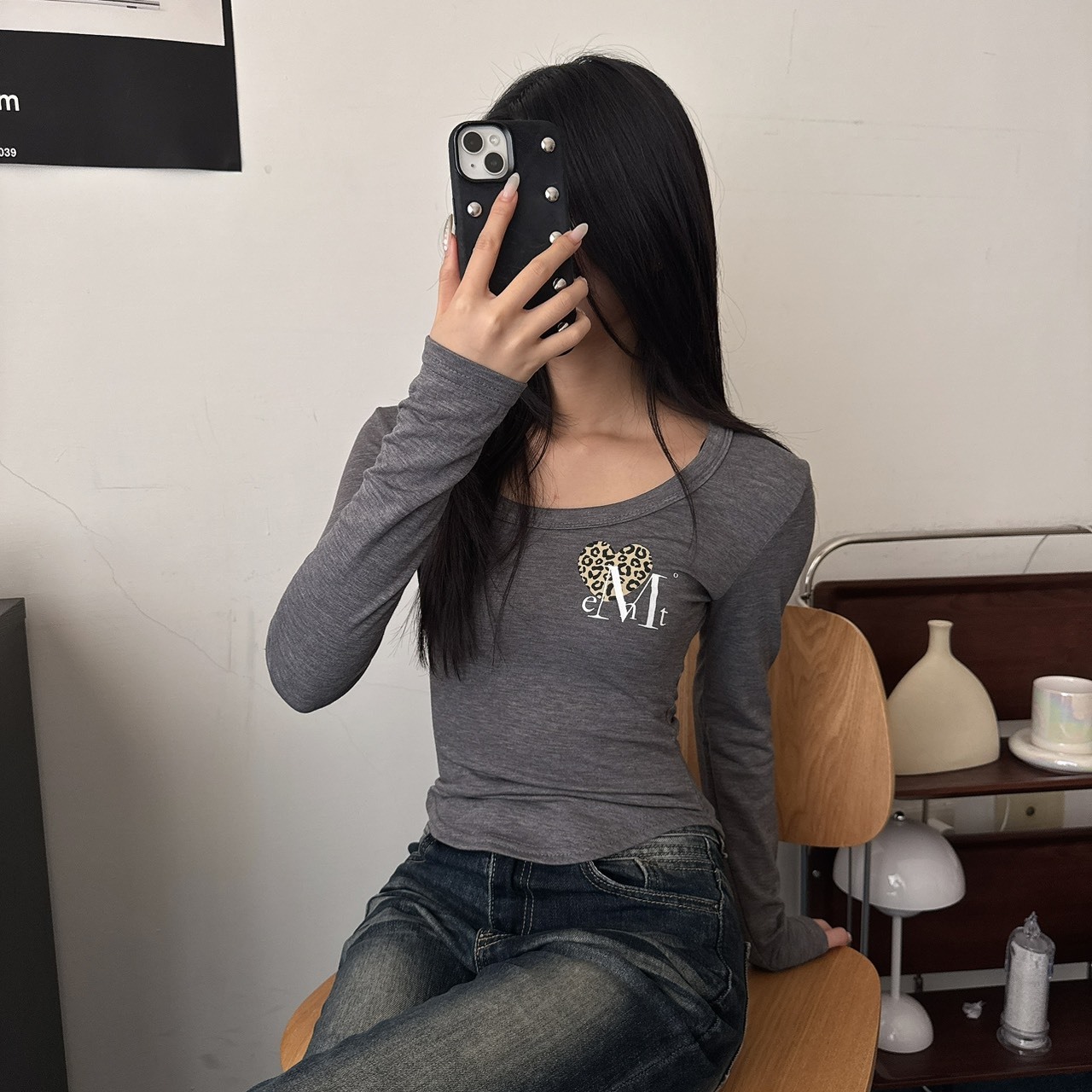 （現貨）韓牌 MUCENT SIERRA 豹紋愛心 U領 內刷毛 長袖 P0000BKH