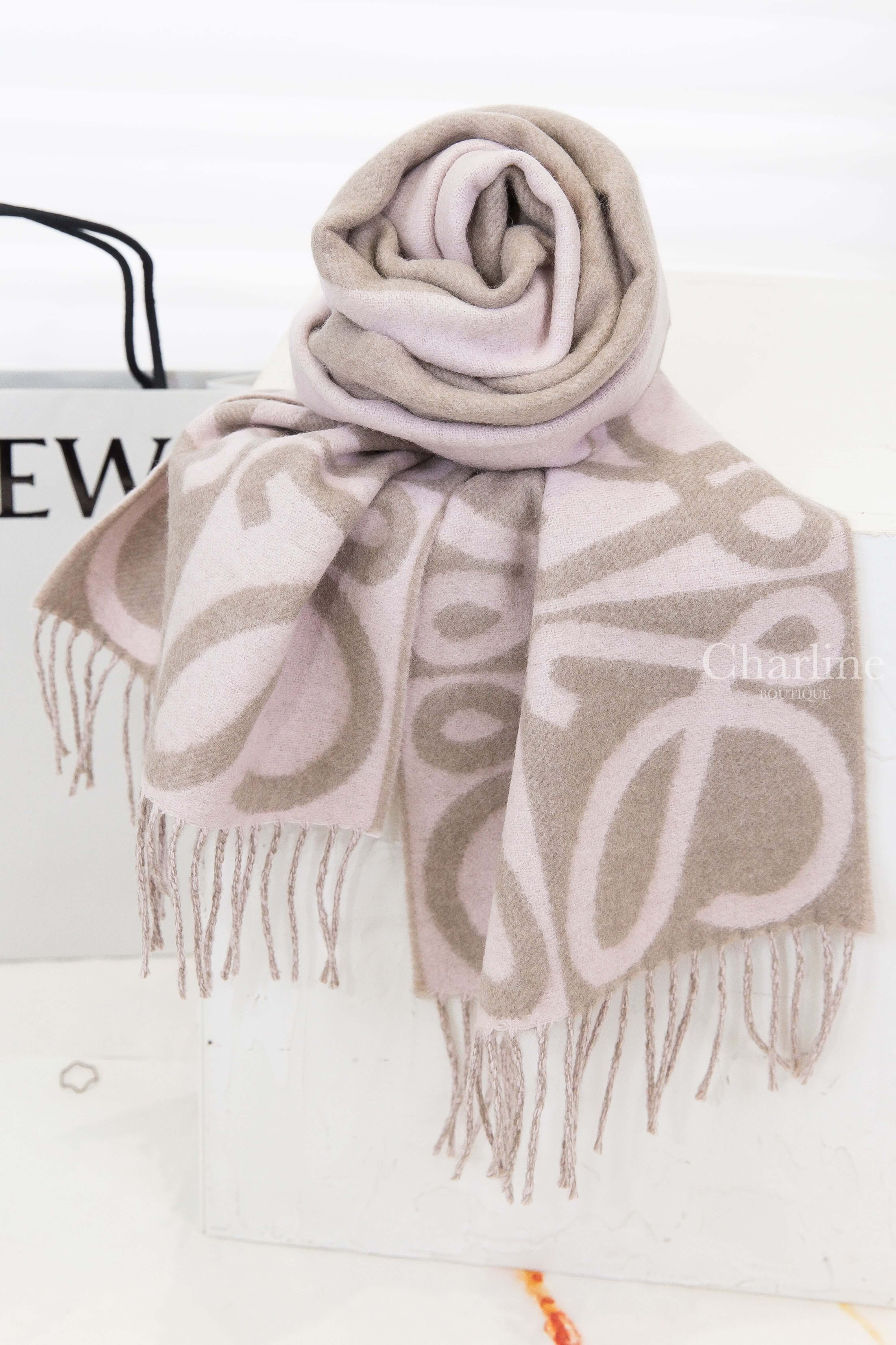 Loewe Scarf In Wool And Cashmere 淺粉色/米色Anagram雙面羊毛混喀什米爾流蘇圍巾