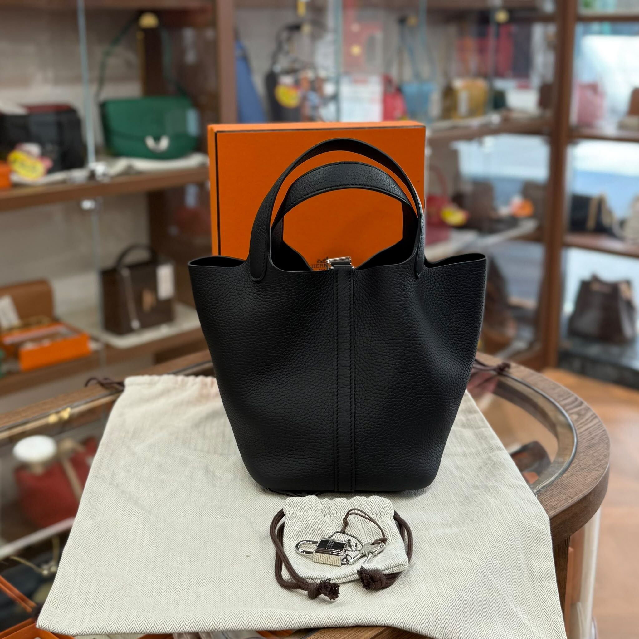 全新HERMES P18 黑銀TC皮 K刻 PICOTIN 18 NOIR PHW #愛馬仕菜籃子