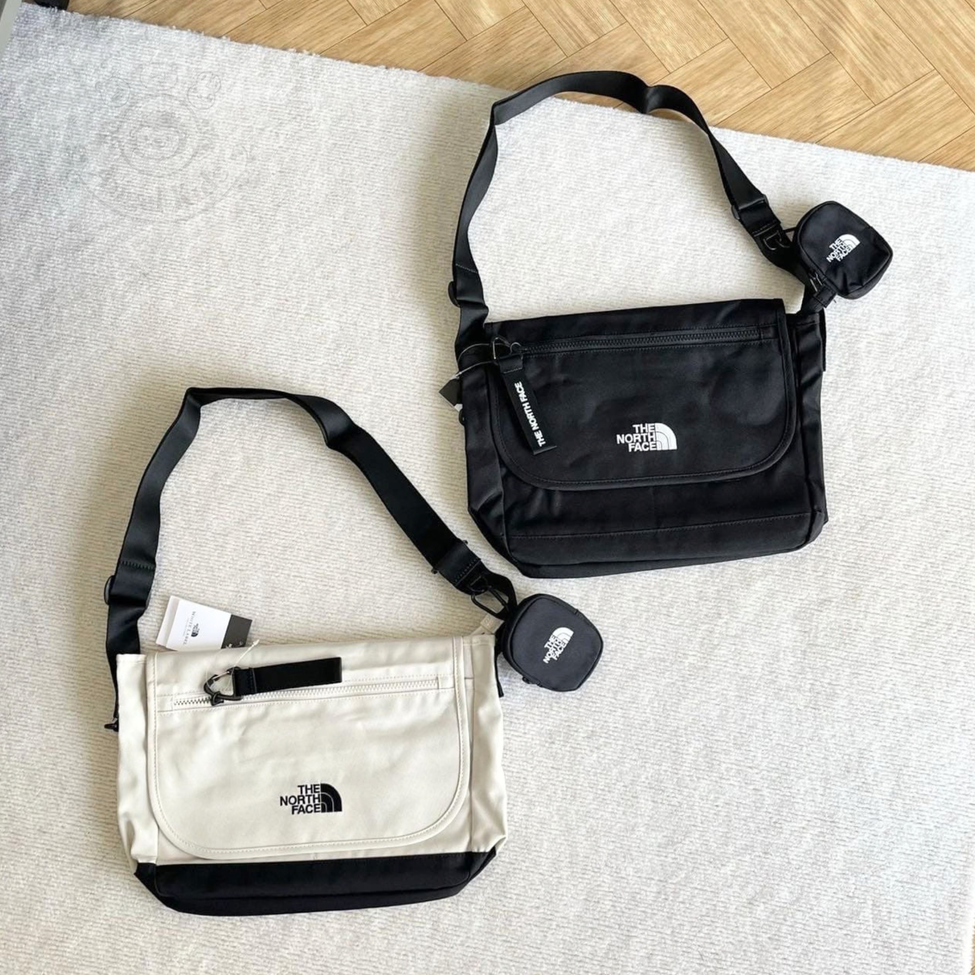 TNF Logo帶防潑水郵差袋 十月團