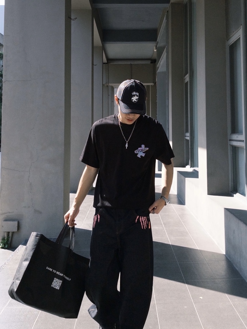 Stüssy Dot Surf Puff Print Tee 衝浪 電玩