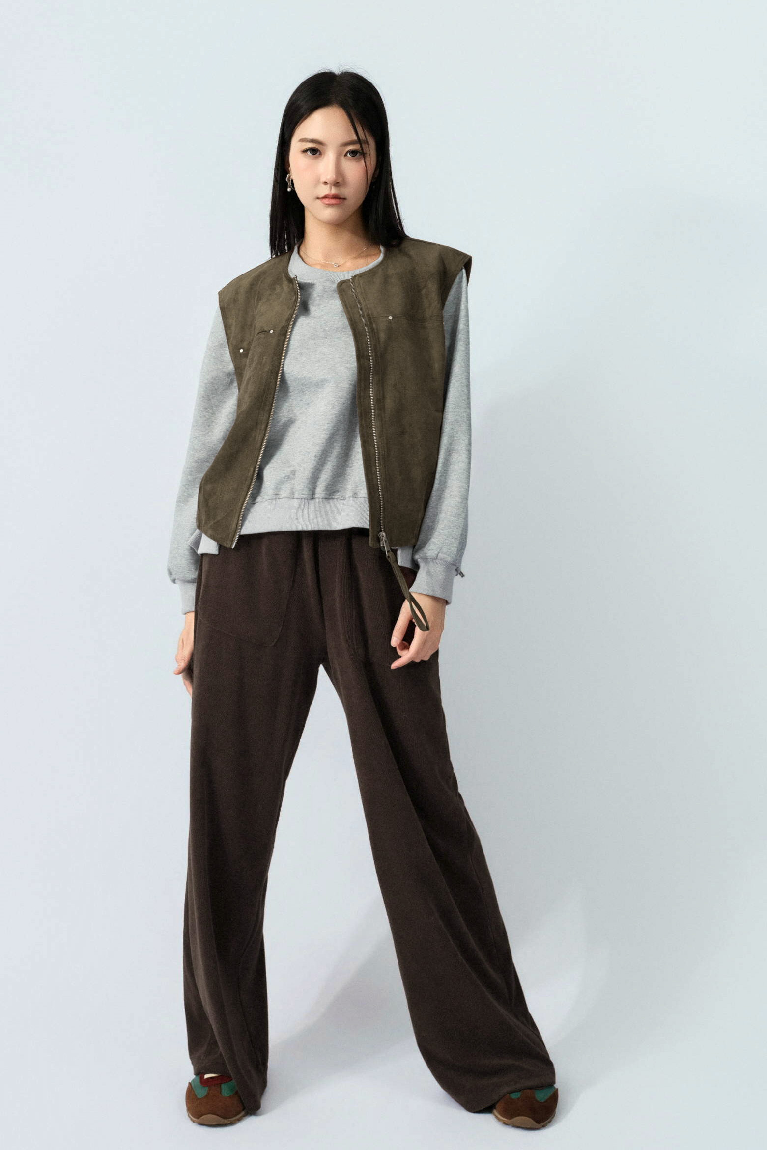 FW26_0070（外套＋上衣＋長褲）